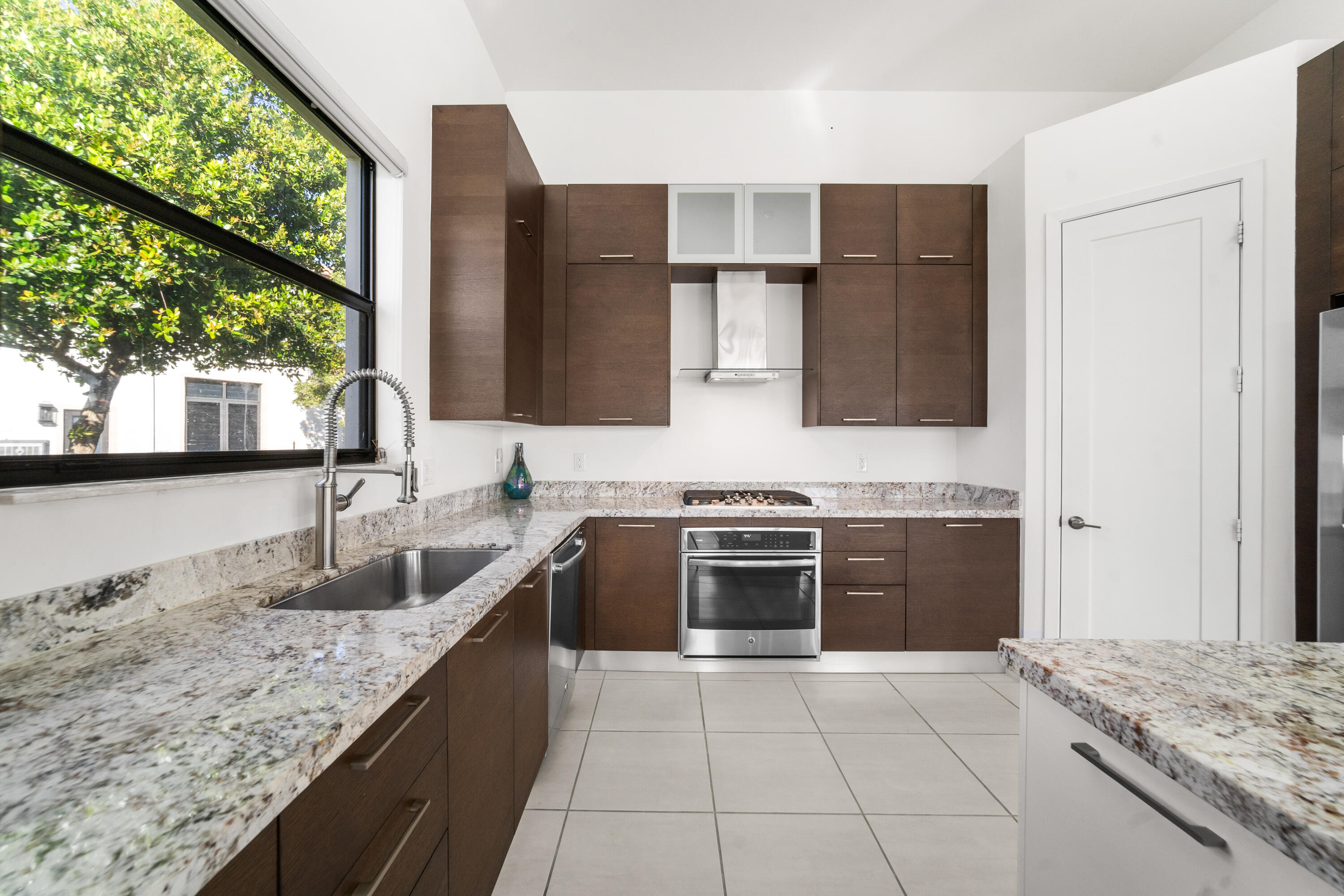 DEBUYS REPLAT NO 3 - Residential