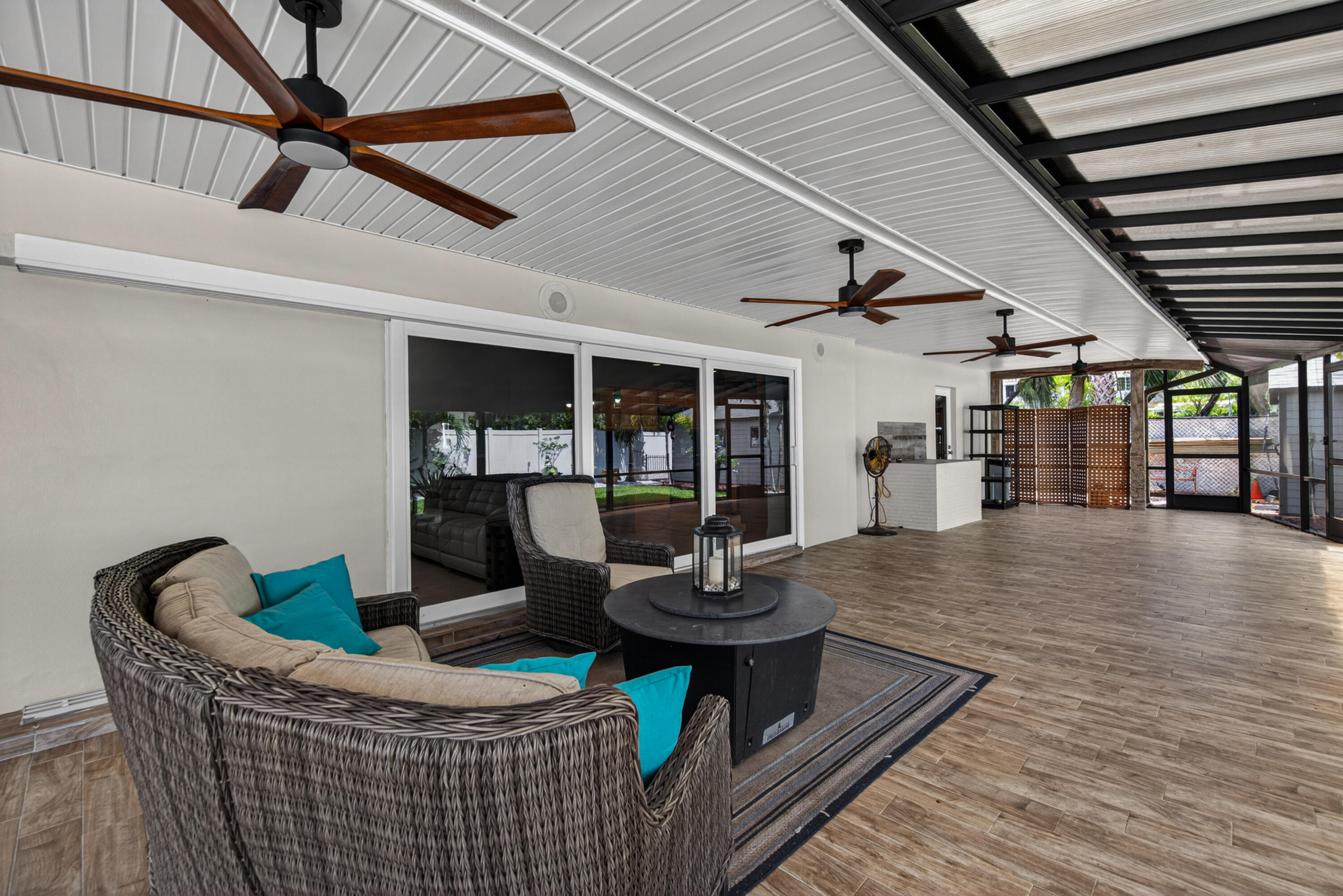 CORAL PARK ADD - Residential