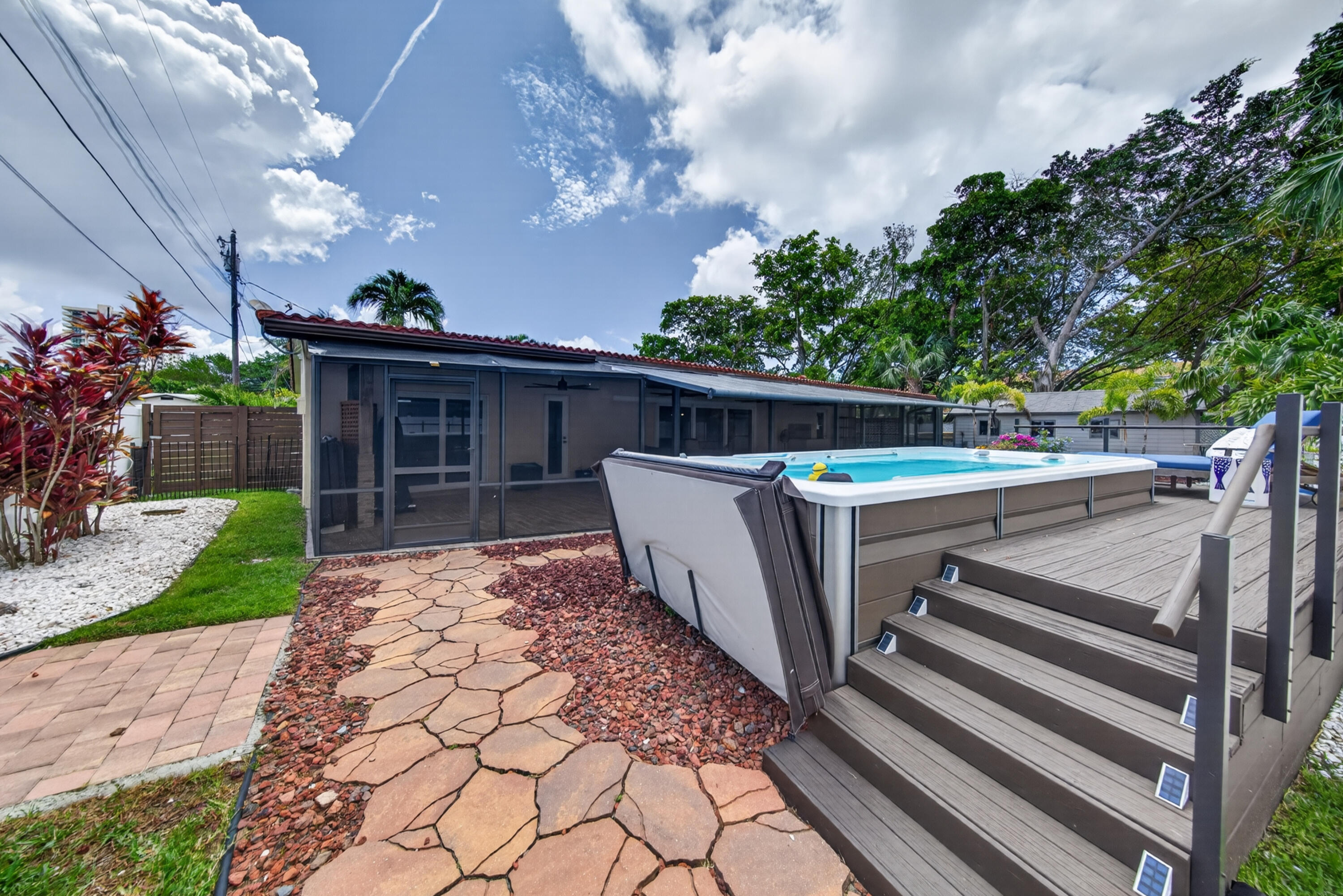 CORAL PARK ADD - Residential