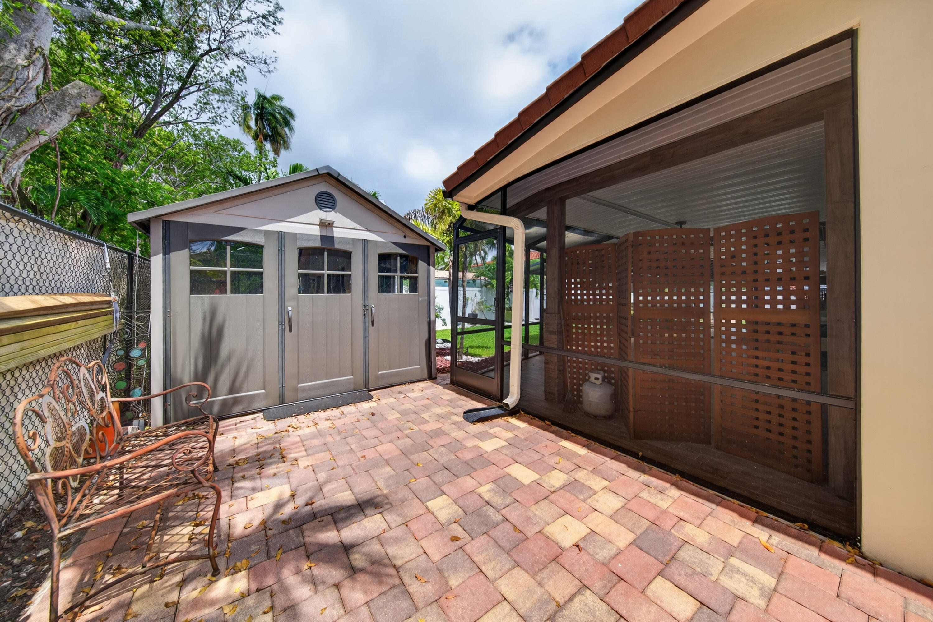 CORAL PARK ADD - Residential
