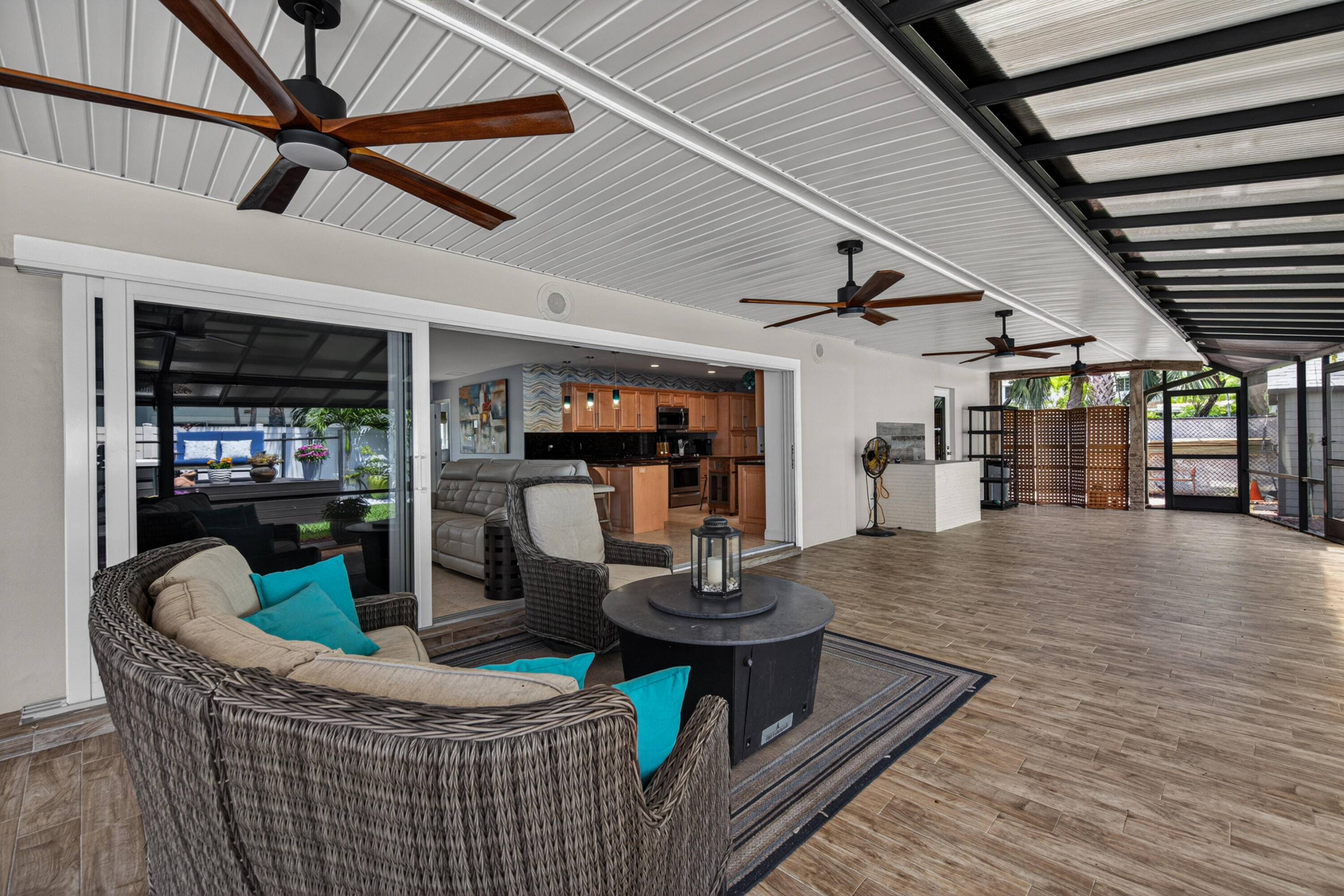 CORAL PARK ADD - Residential