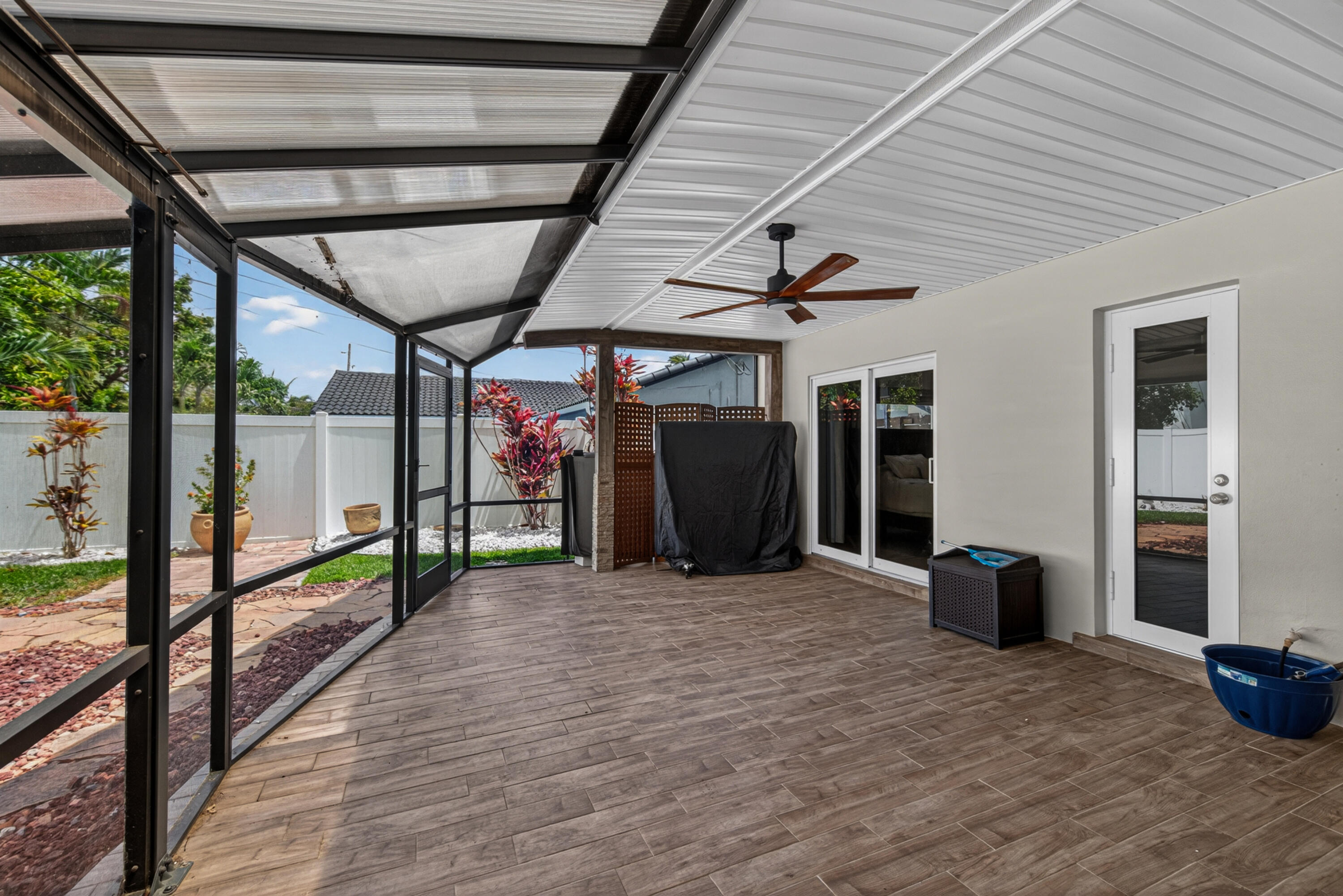 CORAL PARK ADD - Residential