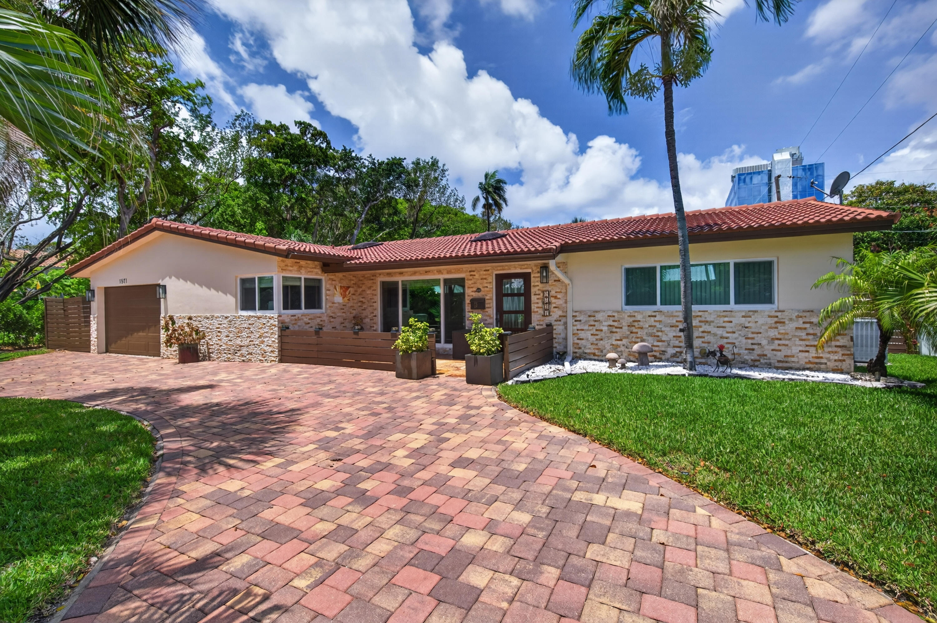 CORAL PARK ADD - Residential