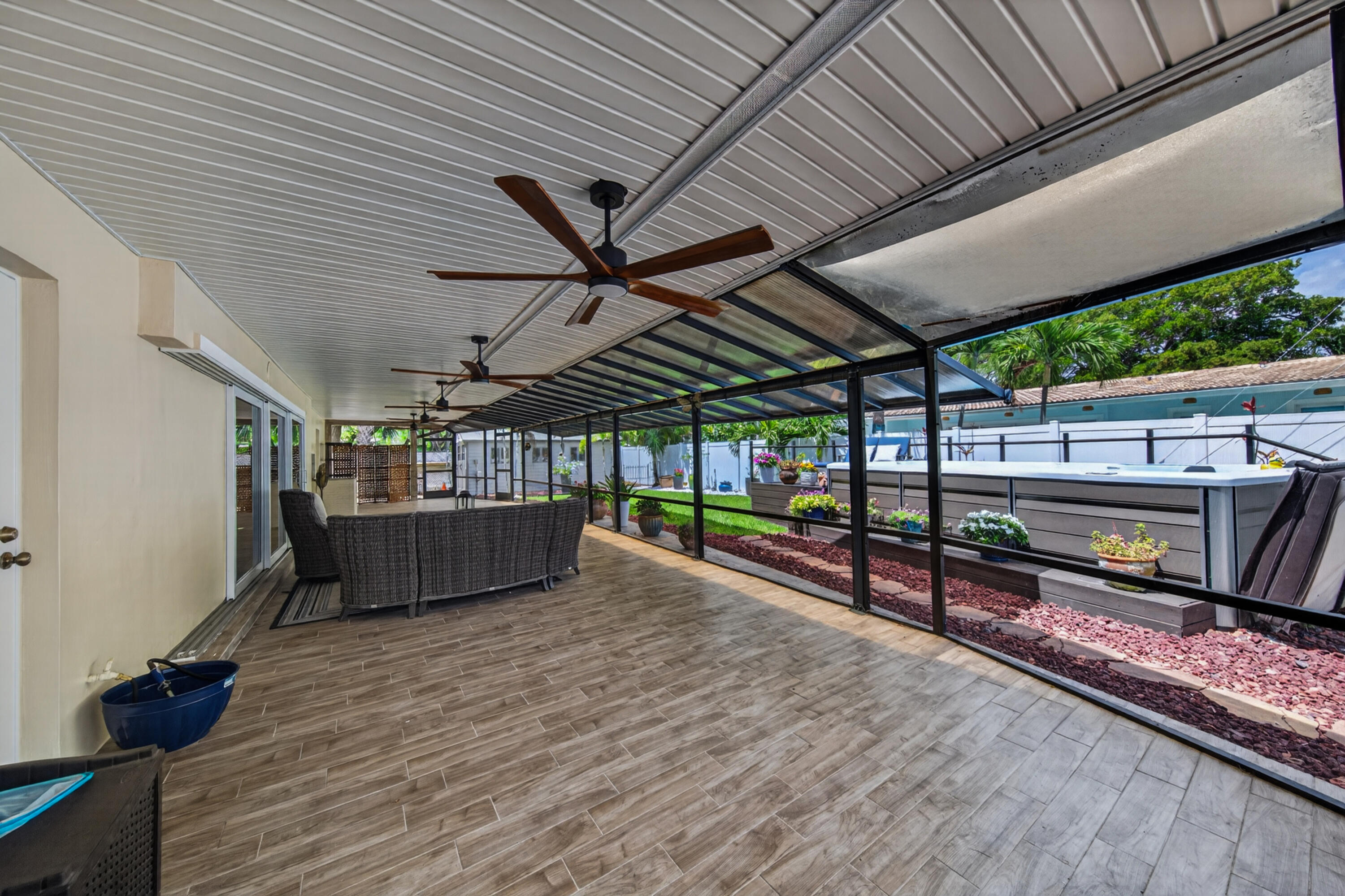 CORAL PARK ADD - Residential