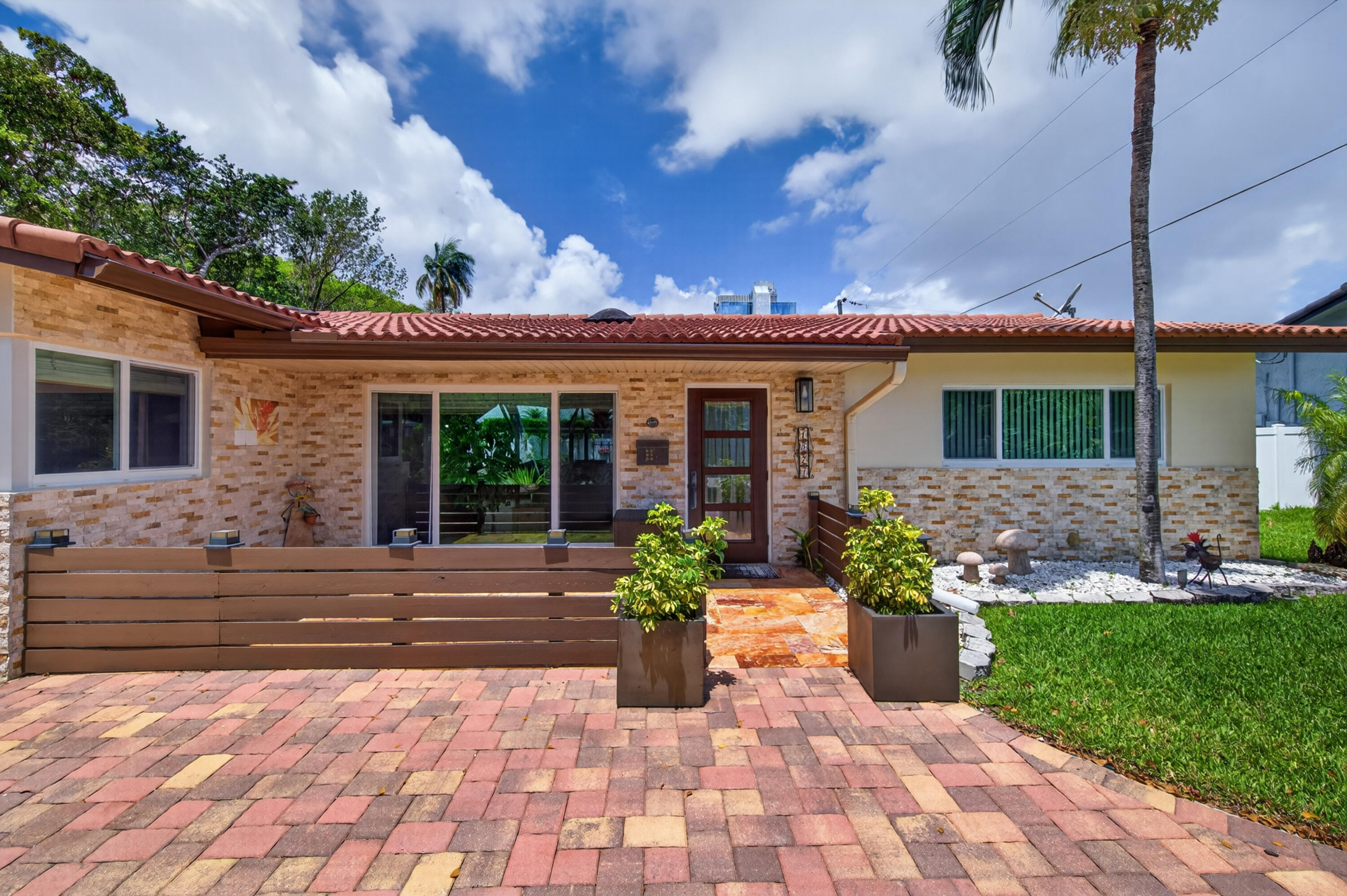 CORAL PARK ADD - Residential