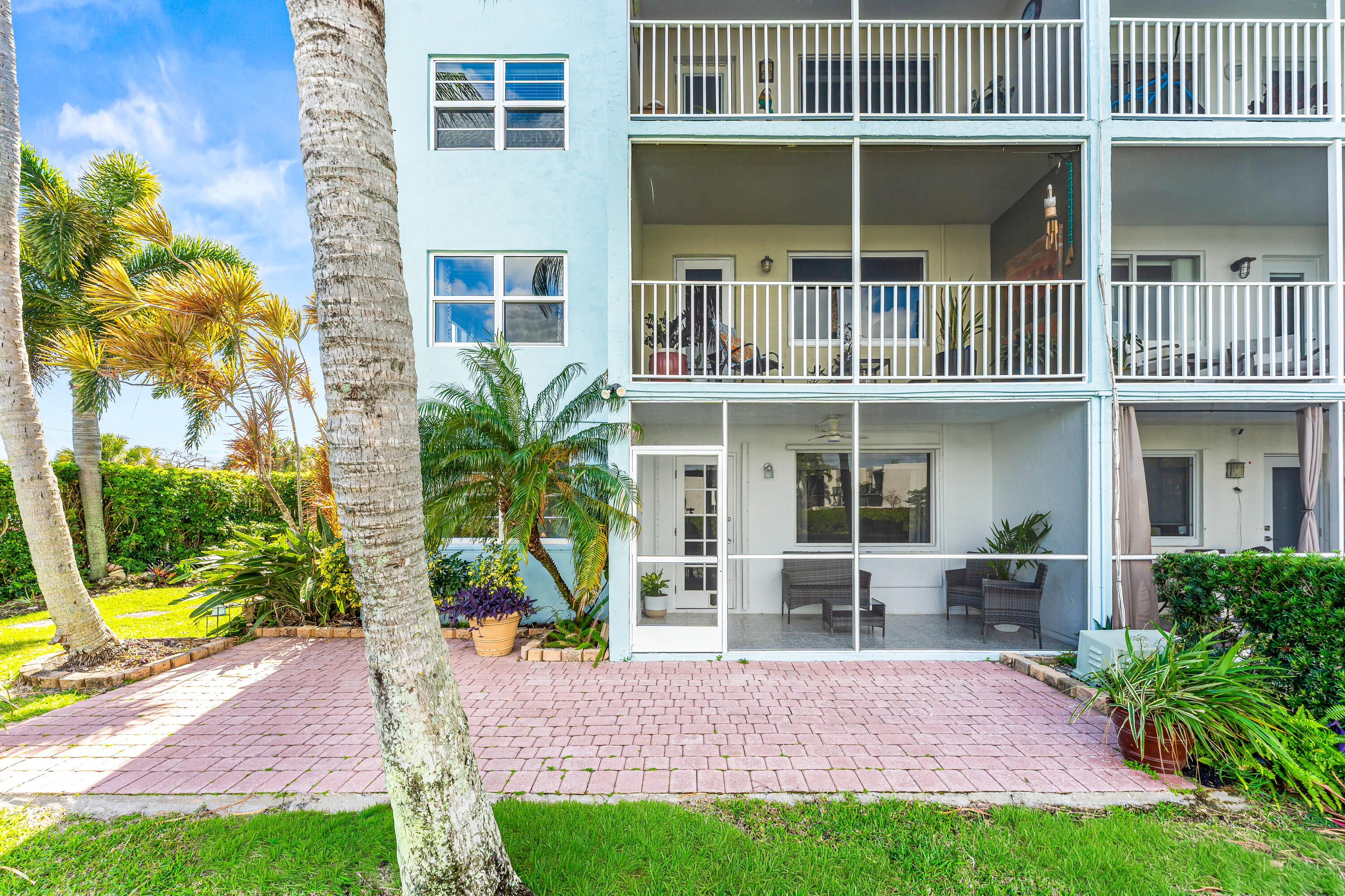 CAMELOT SHORES CONDO - Residential