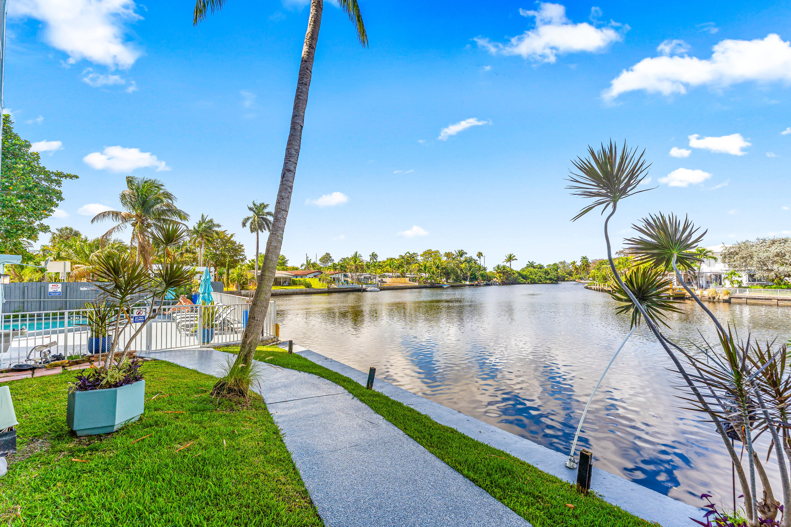 CAMELOT SHORES CONDO - Residential