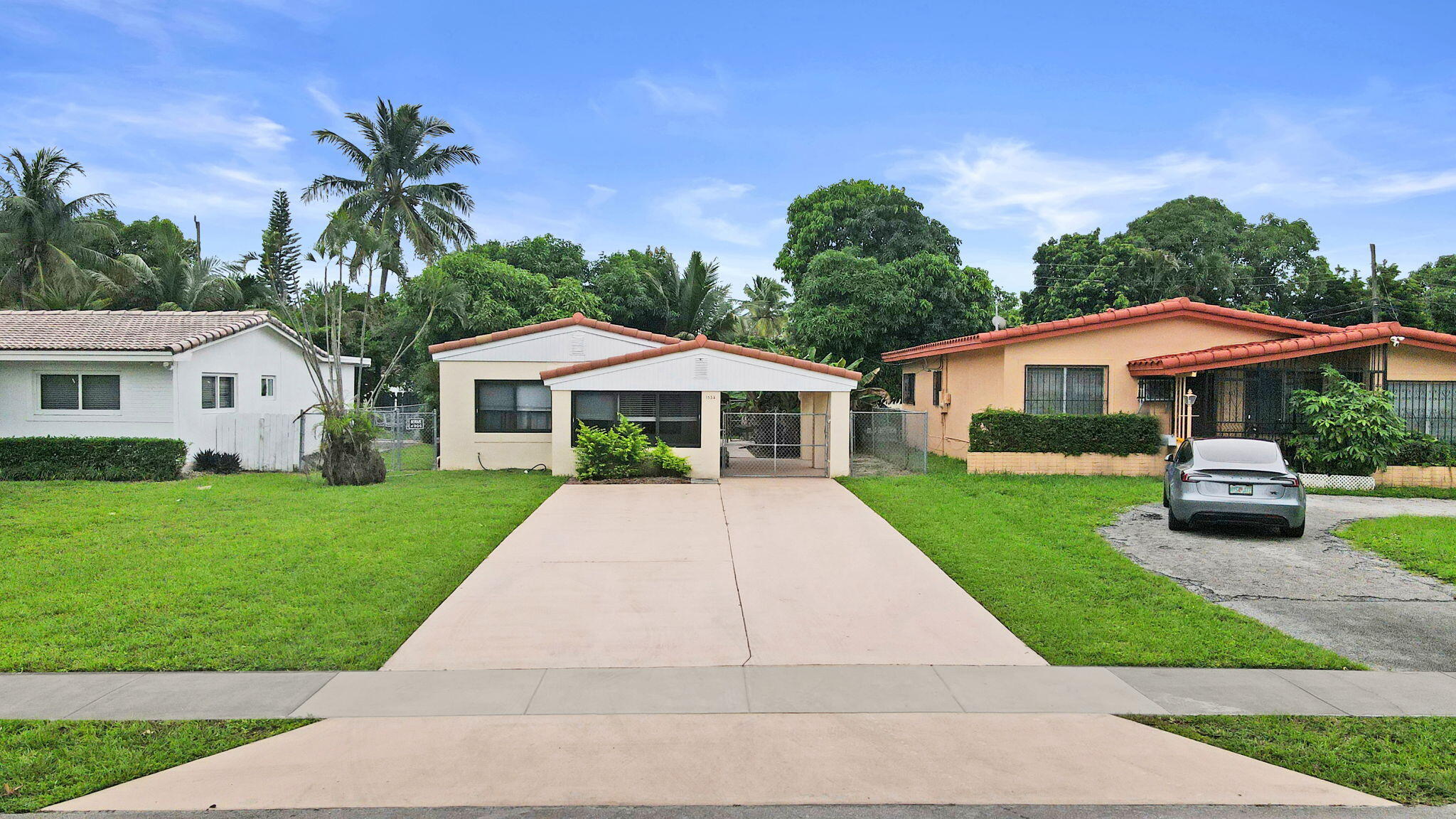 1532 NE 173RD Street