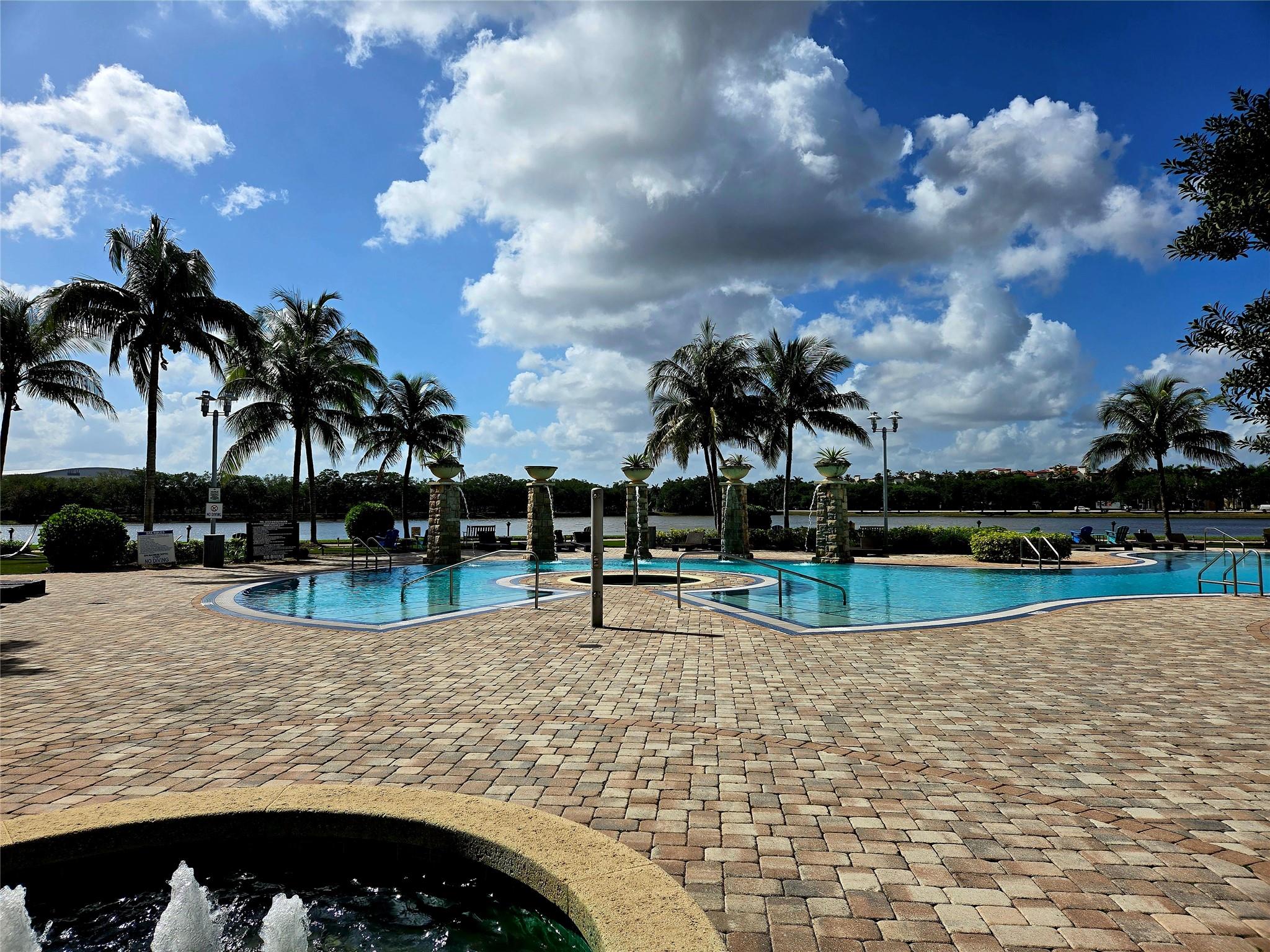TAO SAWGRASS - Residential