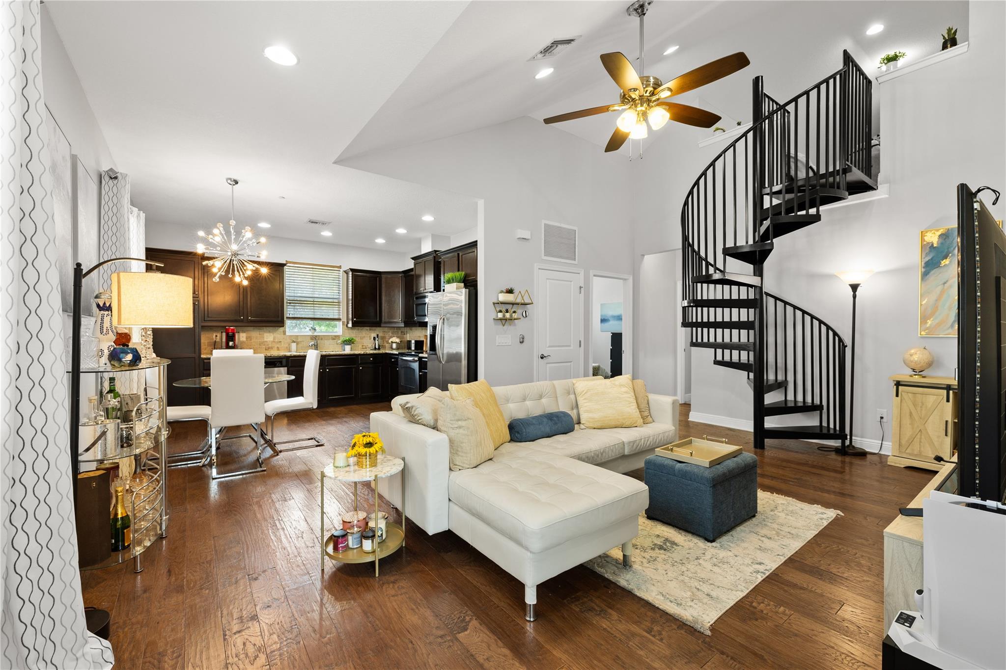 CASCADA ISLES AT MONTERRA - Residential