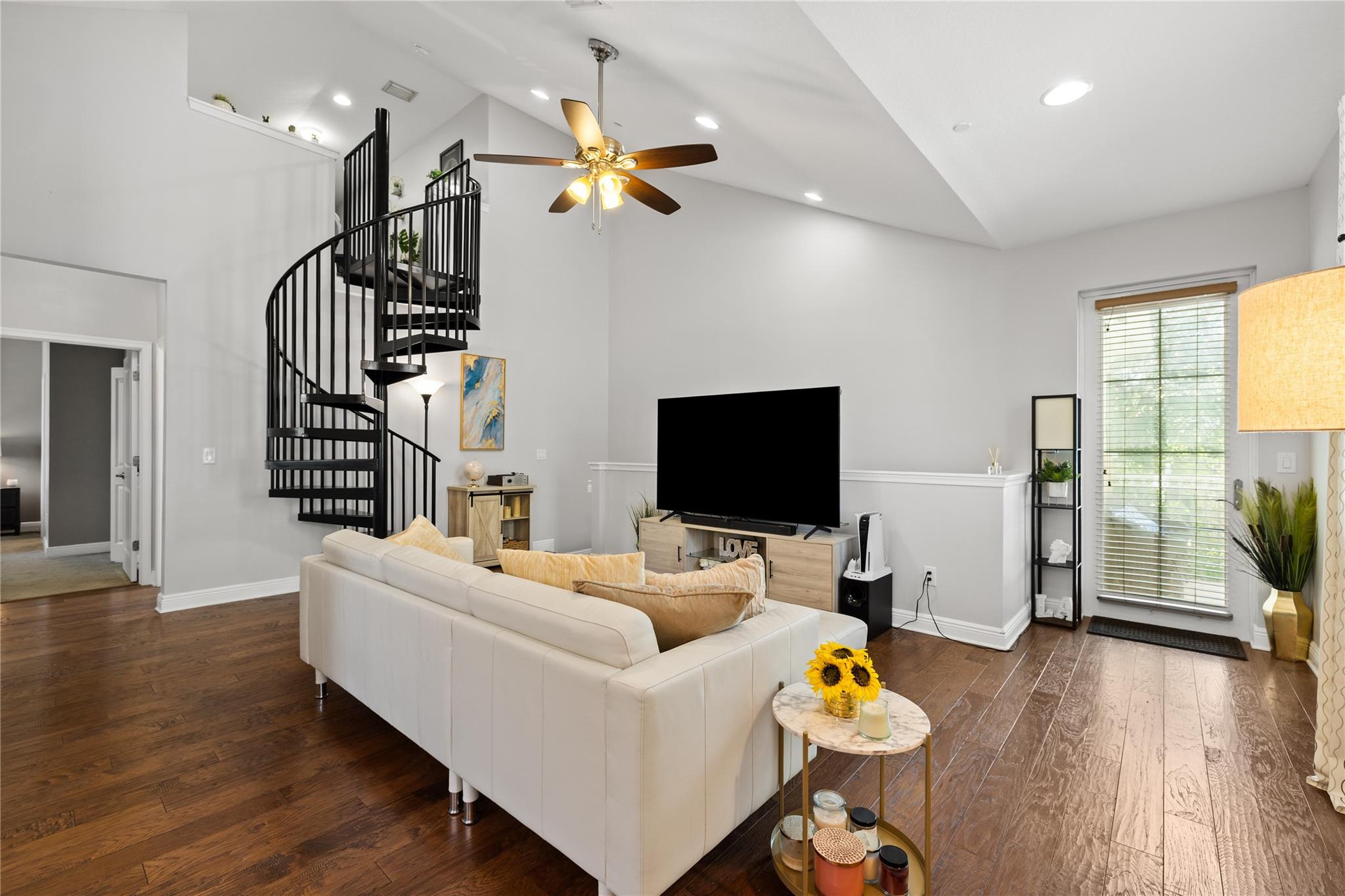 CASCADA ISLES AT MONTERRA - Residential