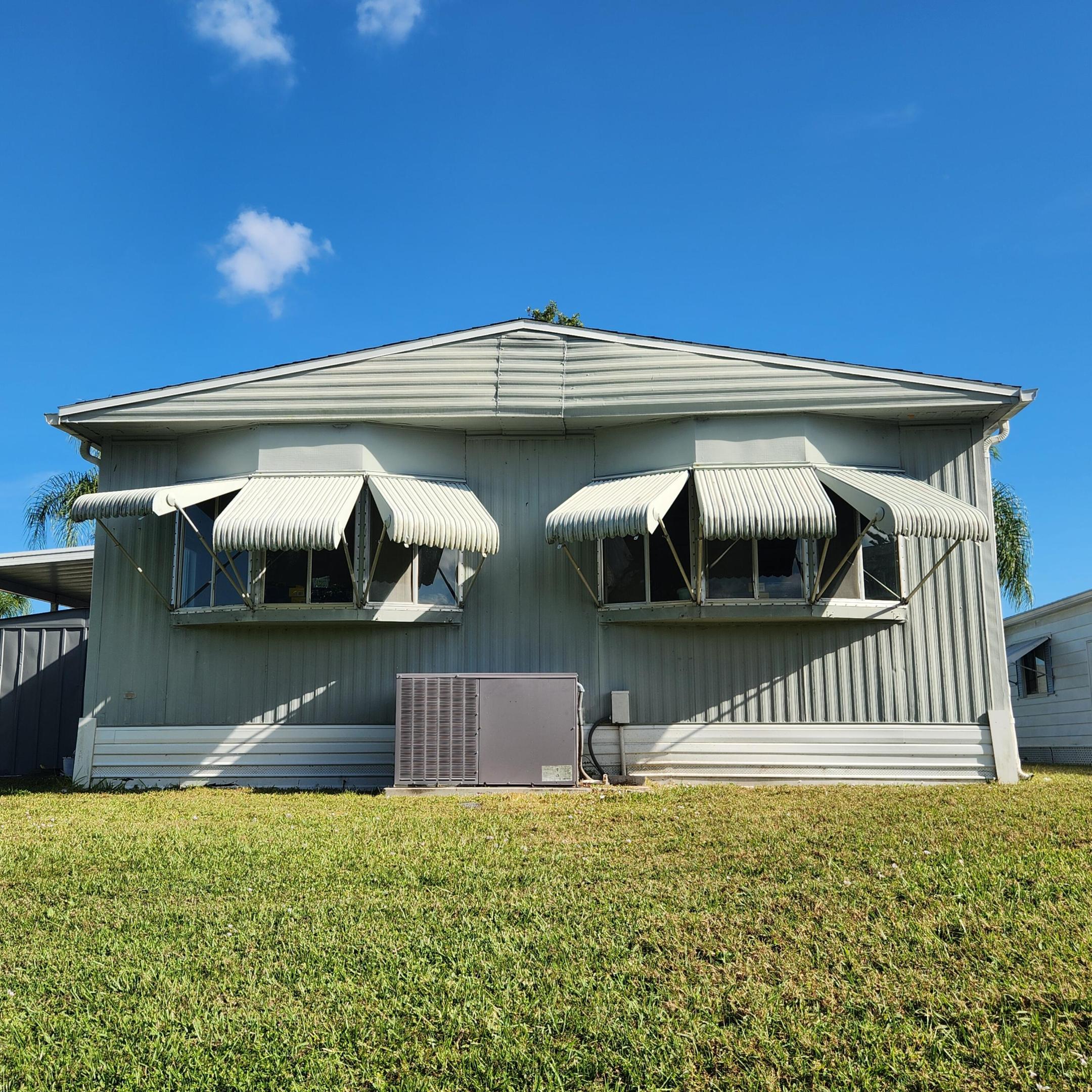 Spanish Lakes Riverfront - Residential