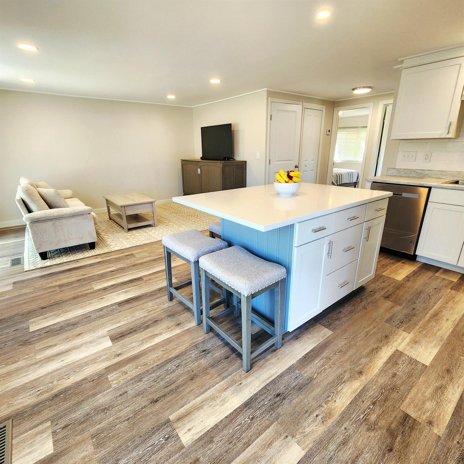 Spanish Lakes Riverfront - Residential