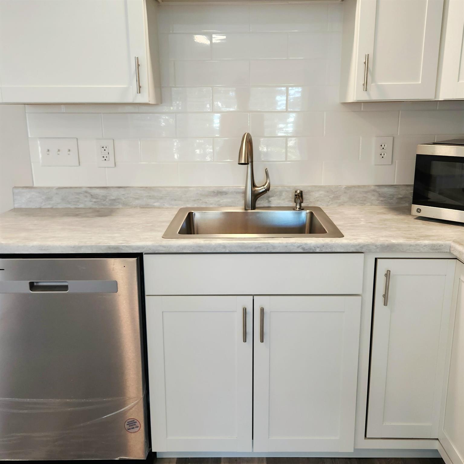 Spanish Lakes Riverfront - Residential