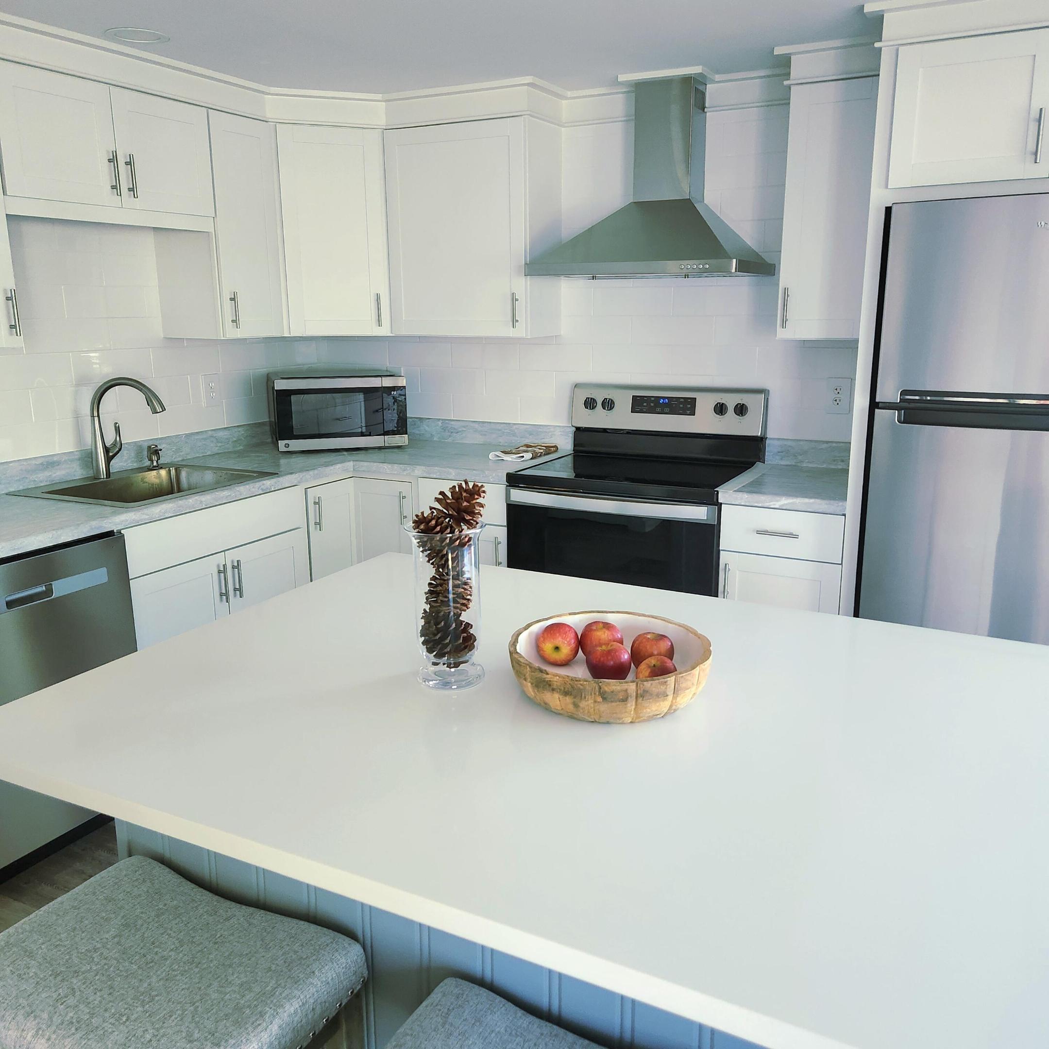 Spanish Lakes Riverfront - Residential