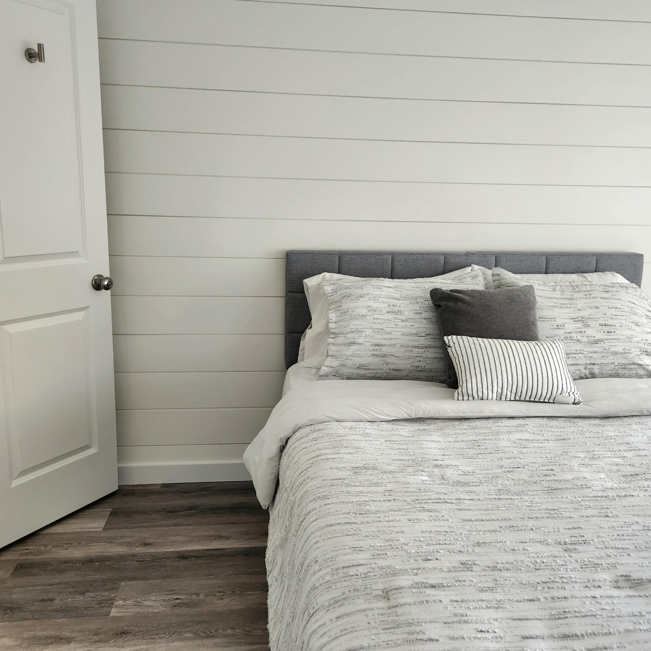 Spanish Lakes Riverfront - Residential