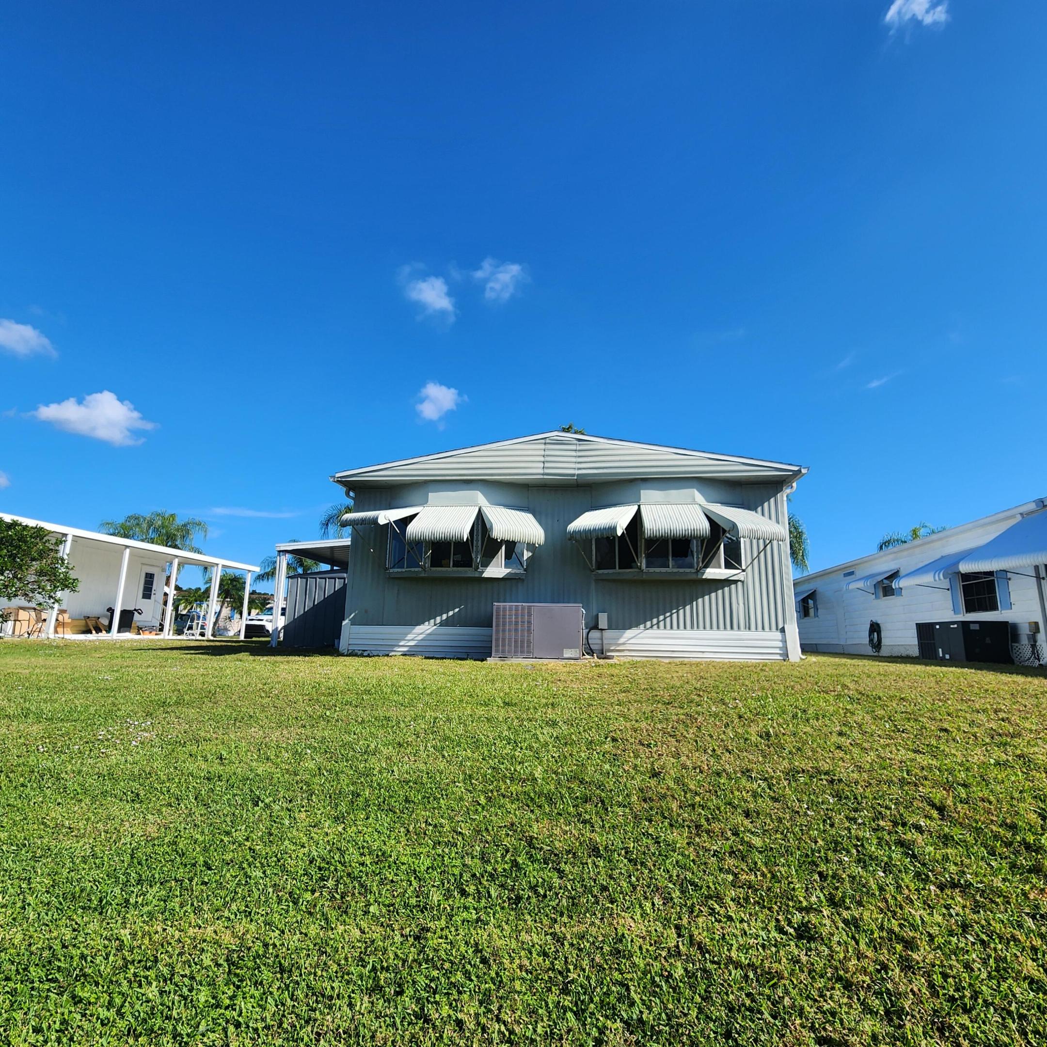 Spanish Lakes Riverfront - Residential