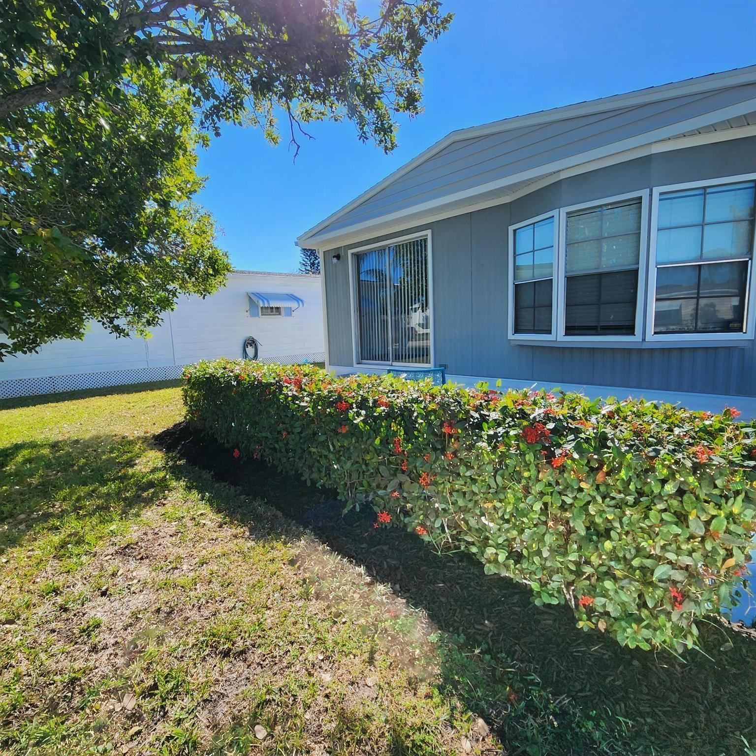 Spanish Lakes Riverfront - Residential