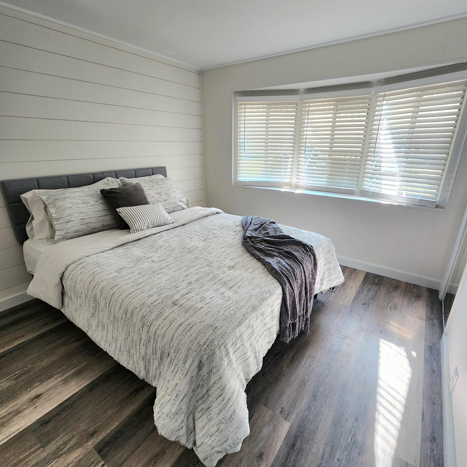 Spanish Lakes Riverfront - Residential