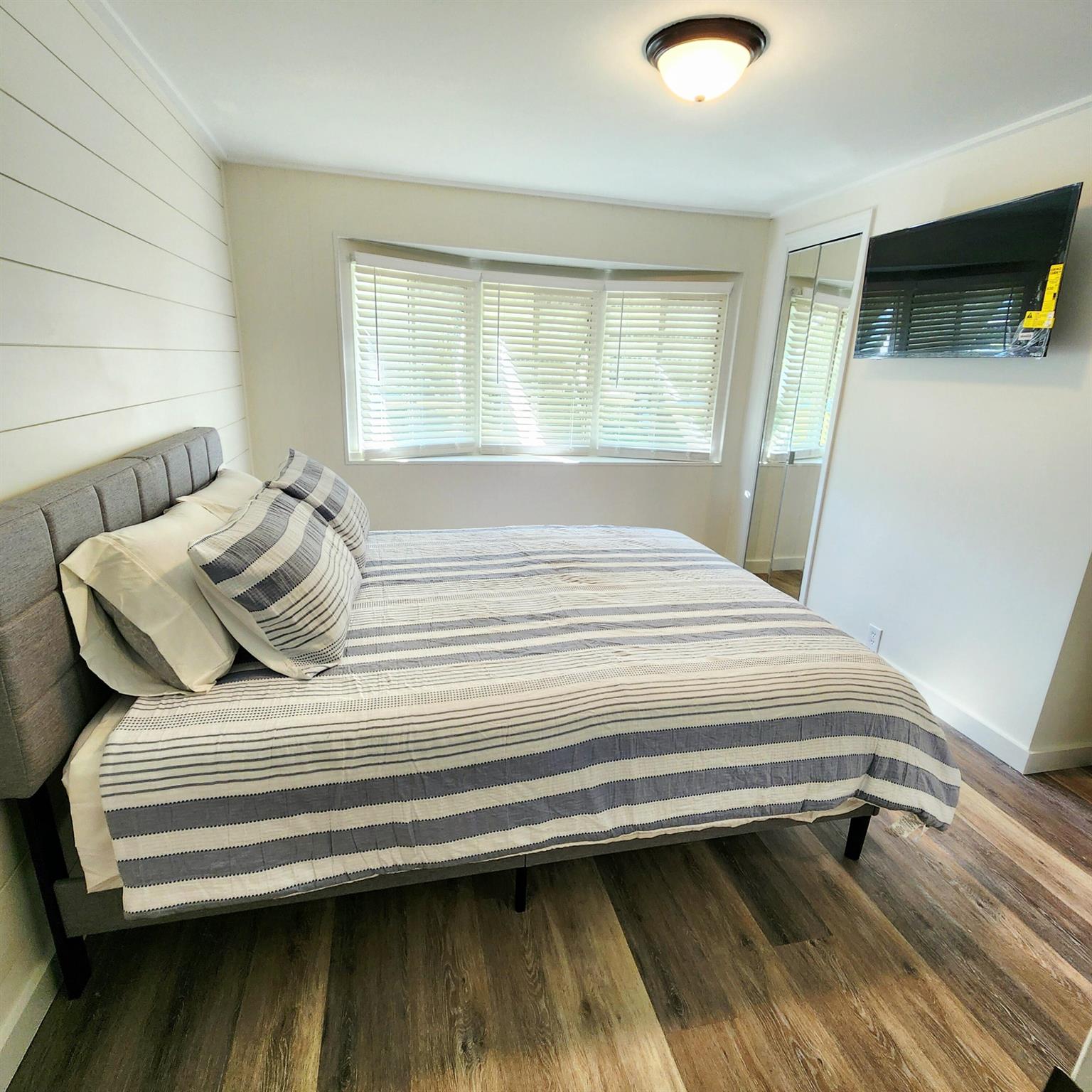 Spanish Lakes Riverfront - Residential