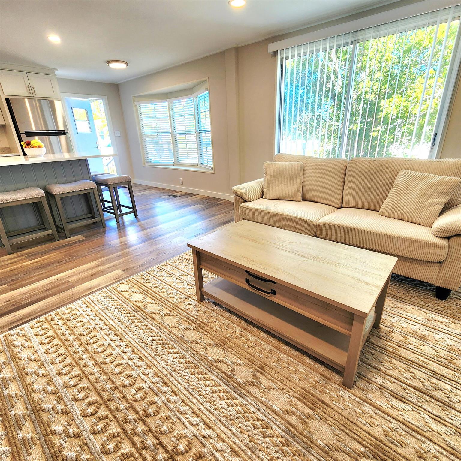 Spanish Lakes Riverfront - Residential