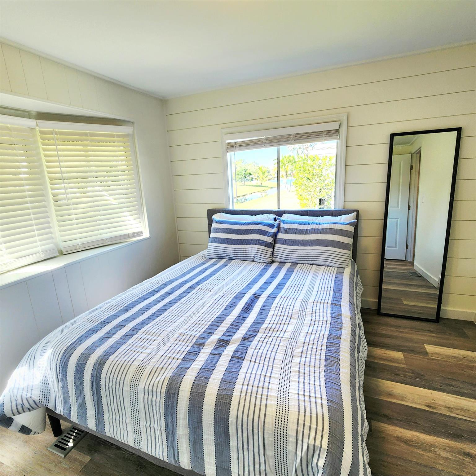 Spanish Lakes Riverfront - Residential