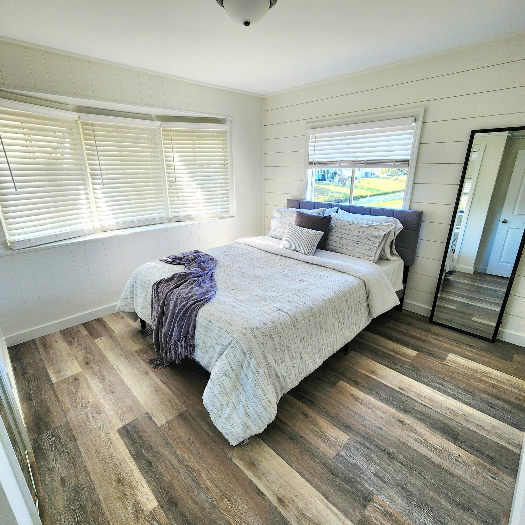 Spanish Lakes Riverfront - Residential