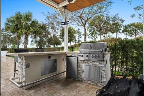 A home in Loxahatchee