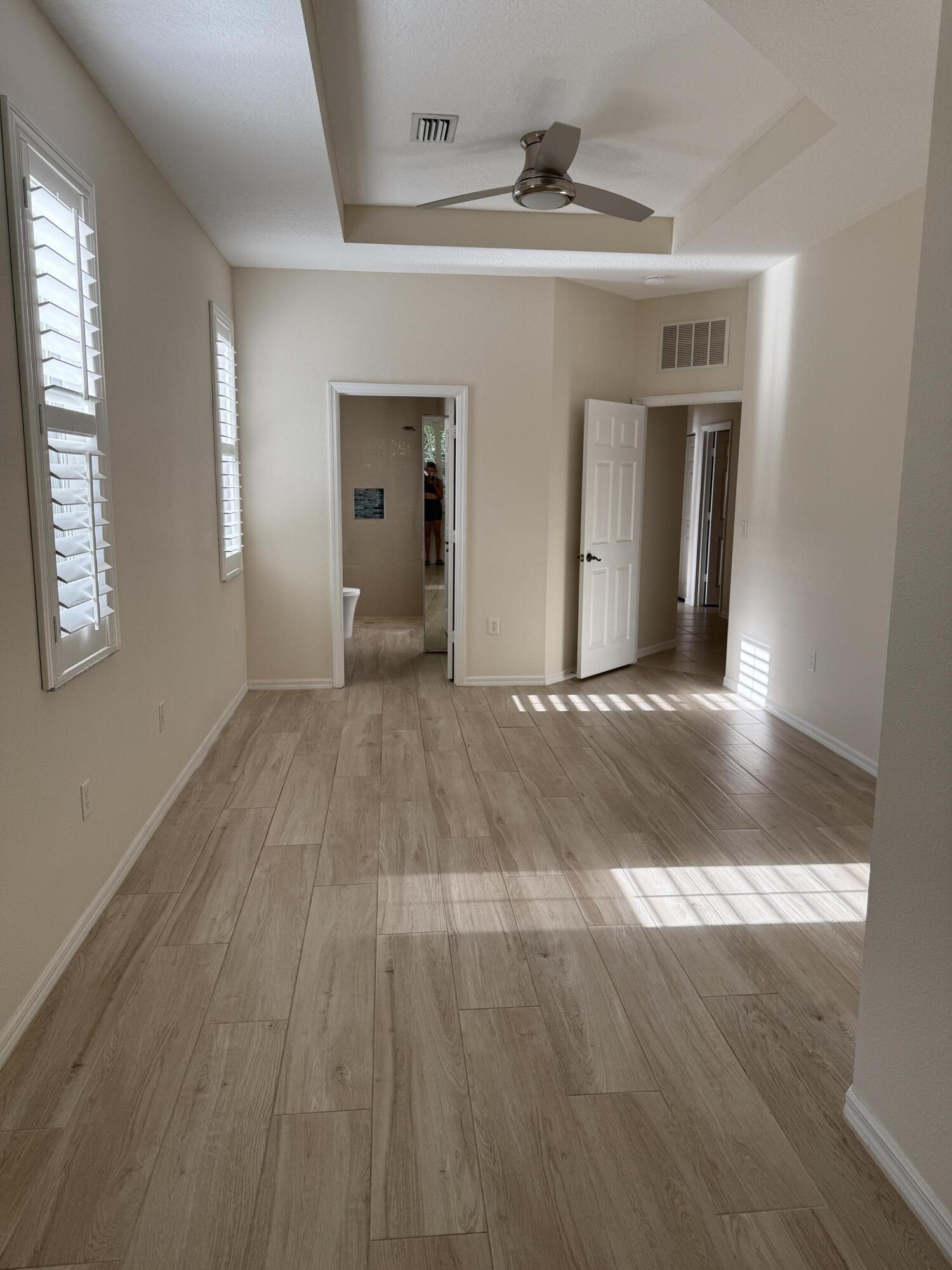 LAKE FOREST - Residential Lease