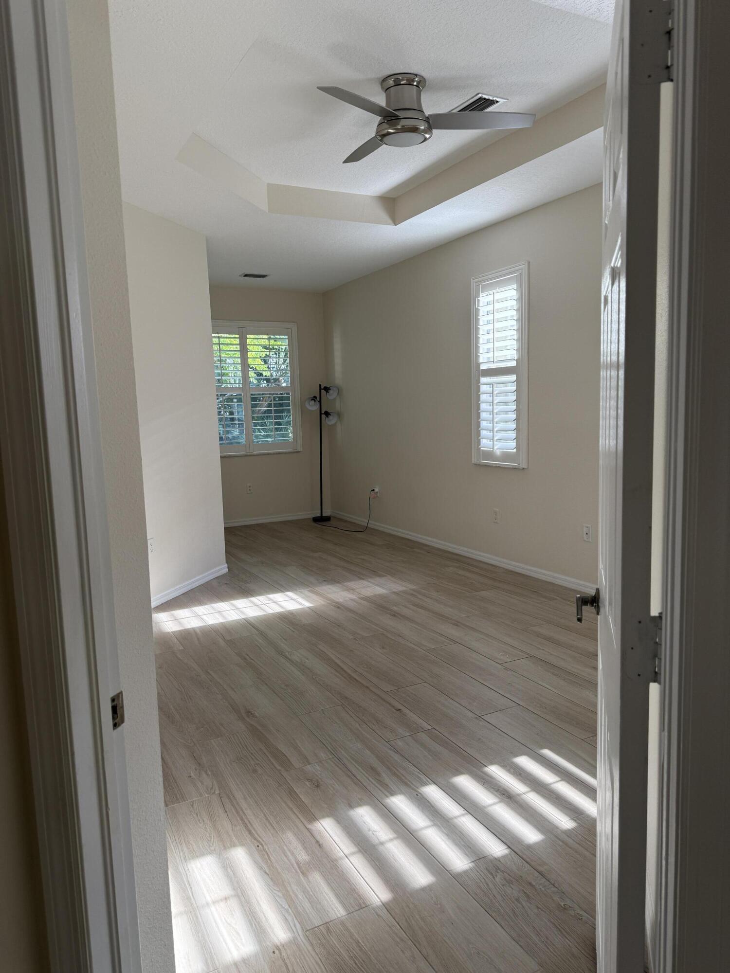 LAKE FOREST - Residential Lease