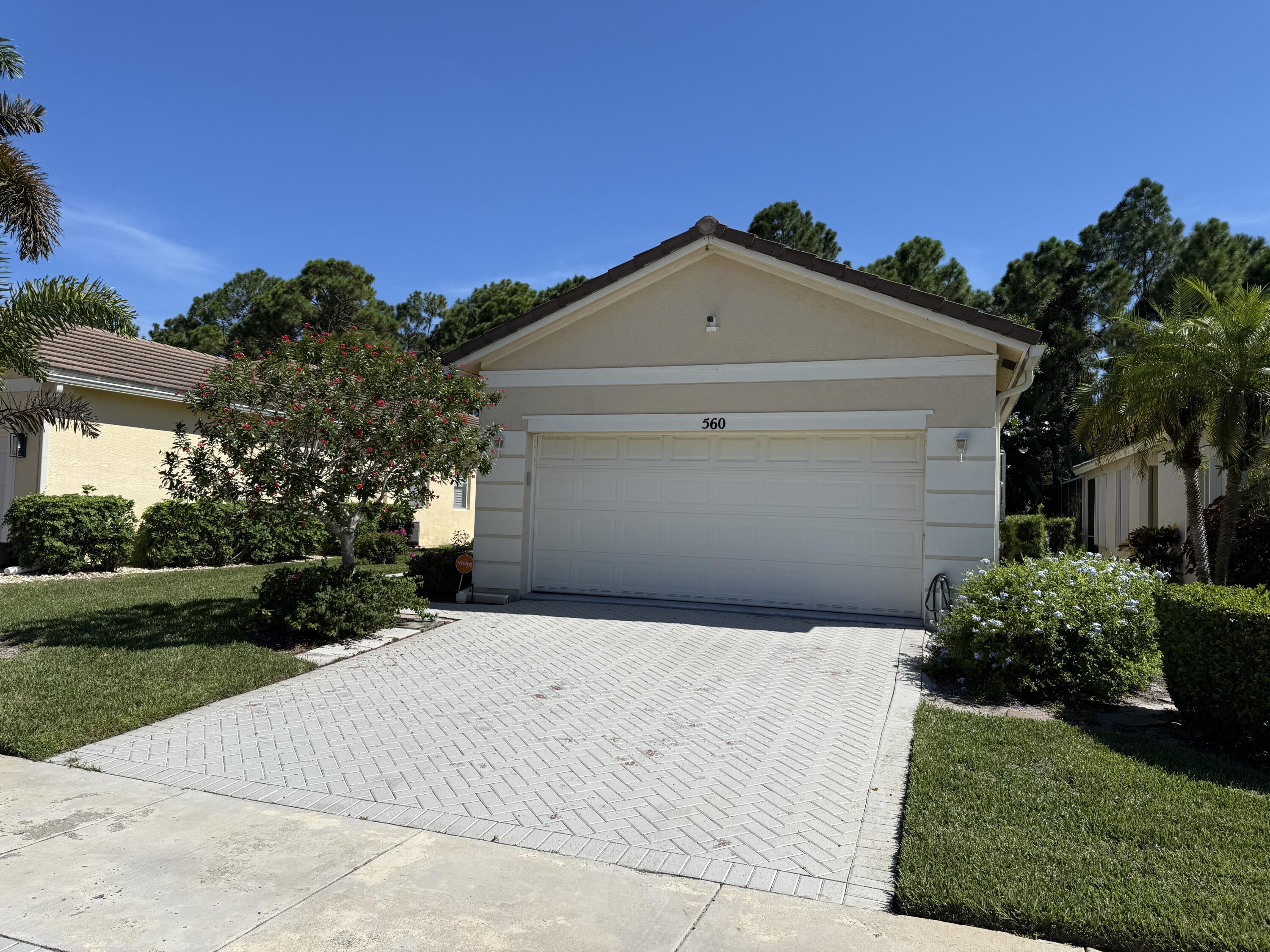 LAKE FOREST - Residential Lease