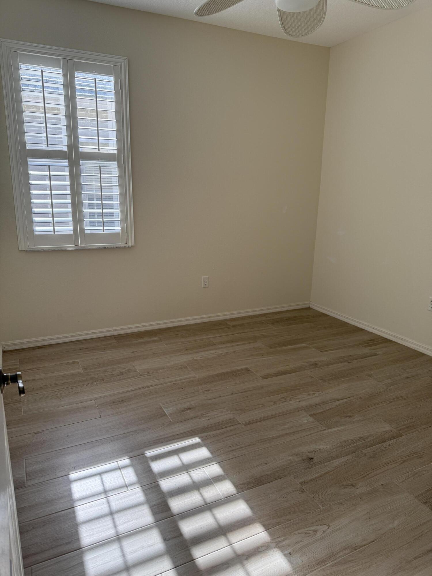 LAKE FOREST - Residential Lease