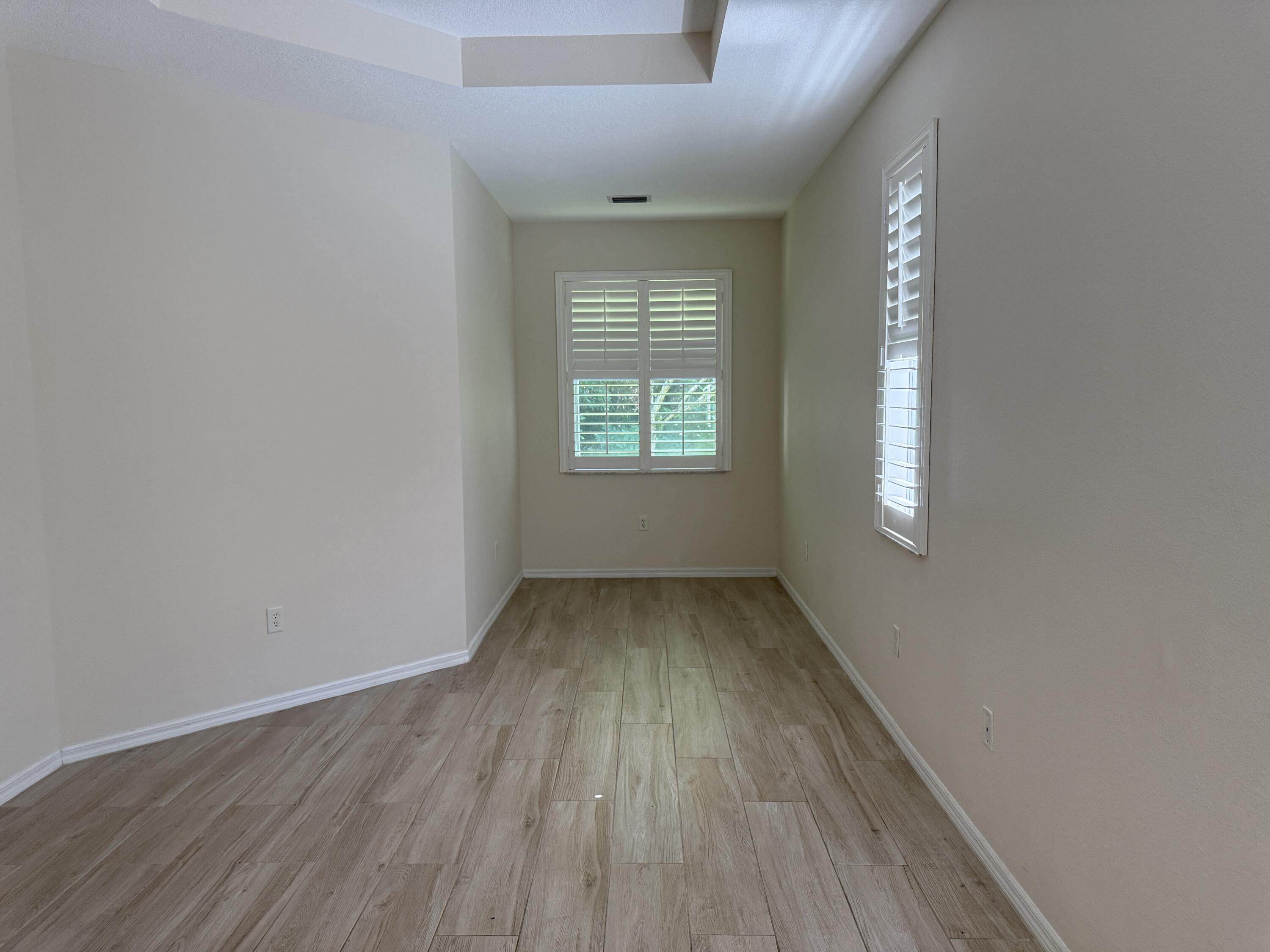 LAKE FOREST - Residential Lease