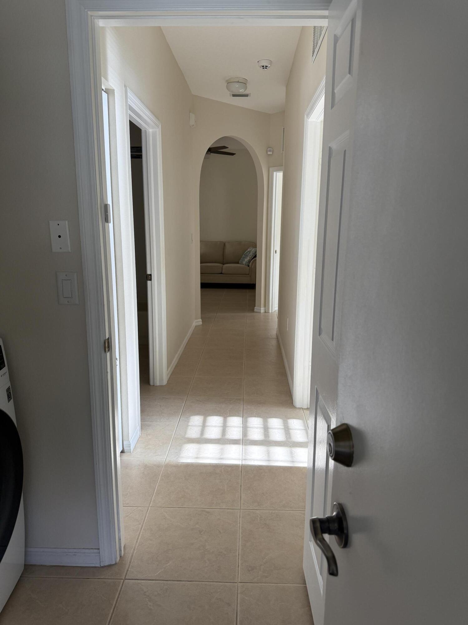 LAKE FOREST - Residential Lease