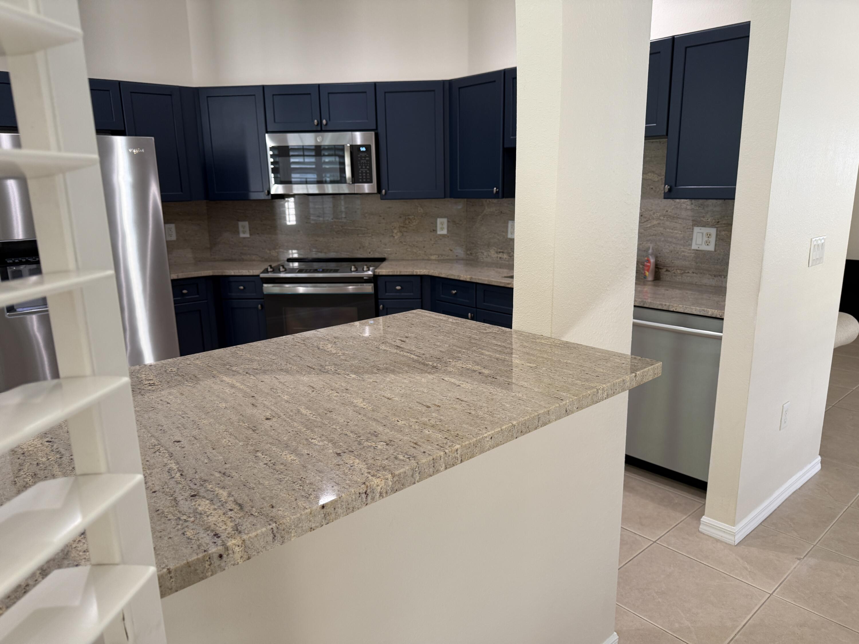 LAKE FOREST - Residential Lease