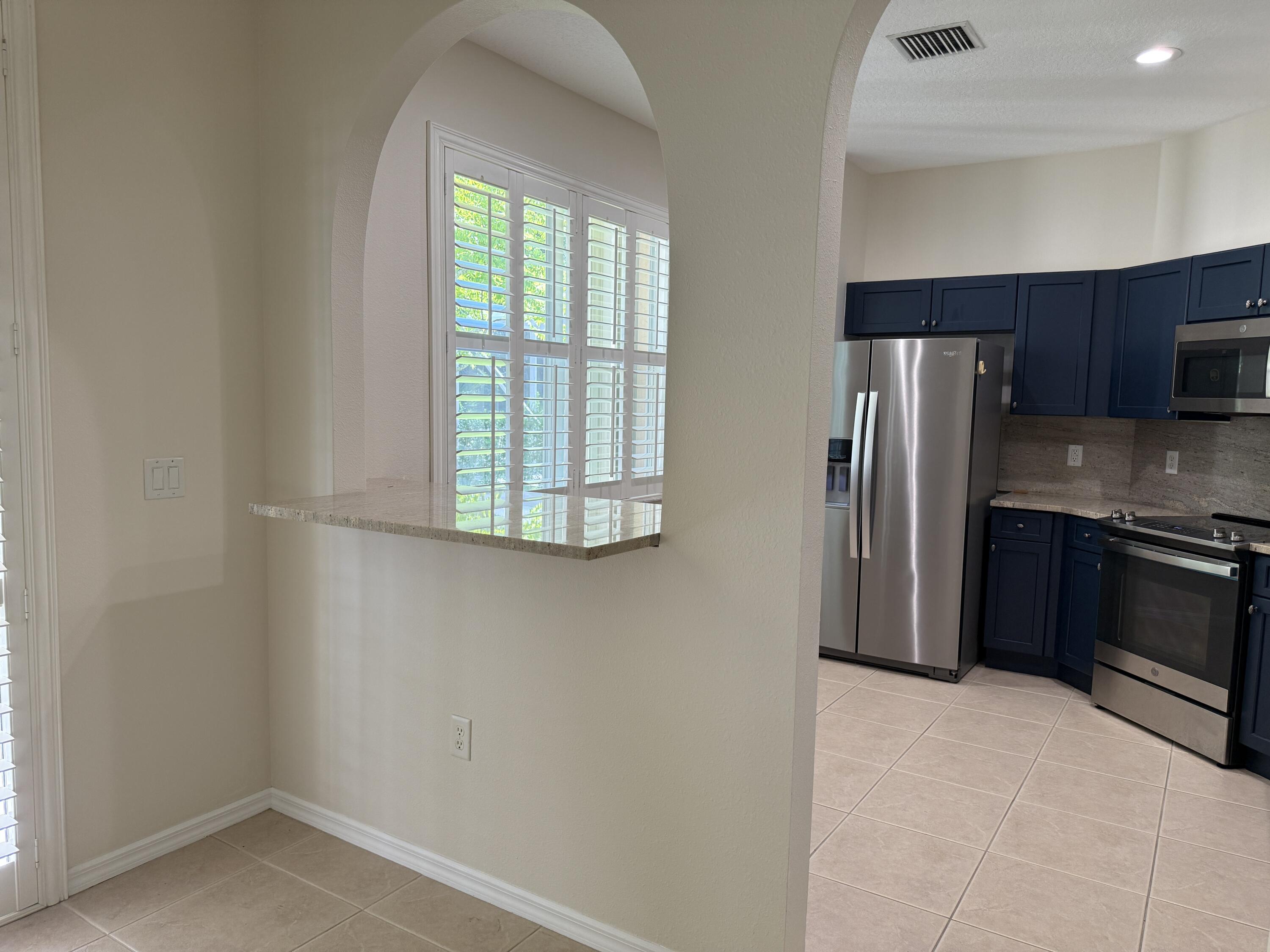 LAKE FOREST - Residential Lease