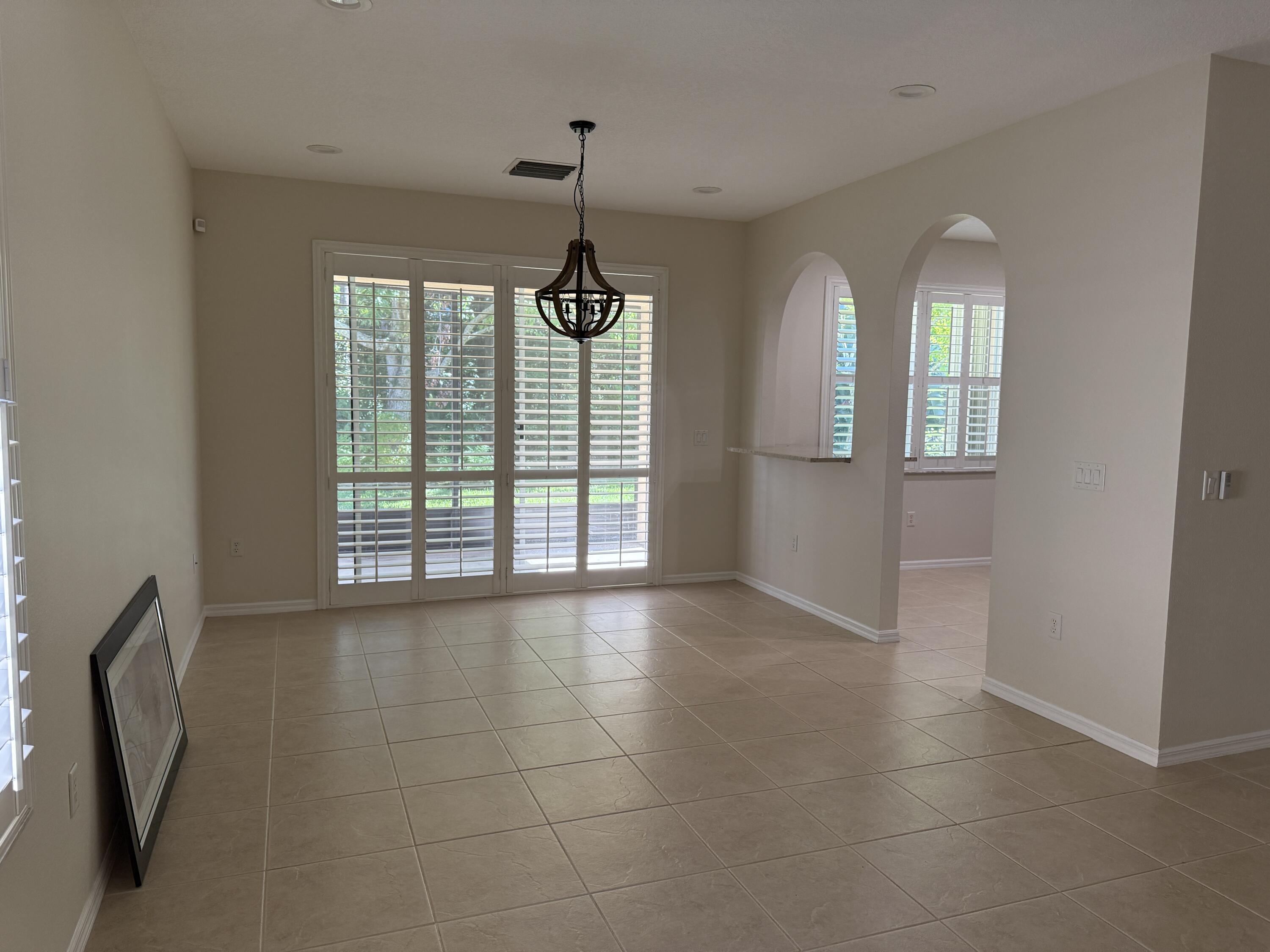 LAKE FOREST - Residential Lease