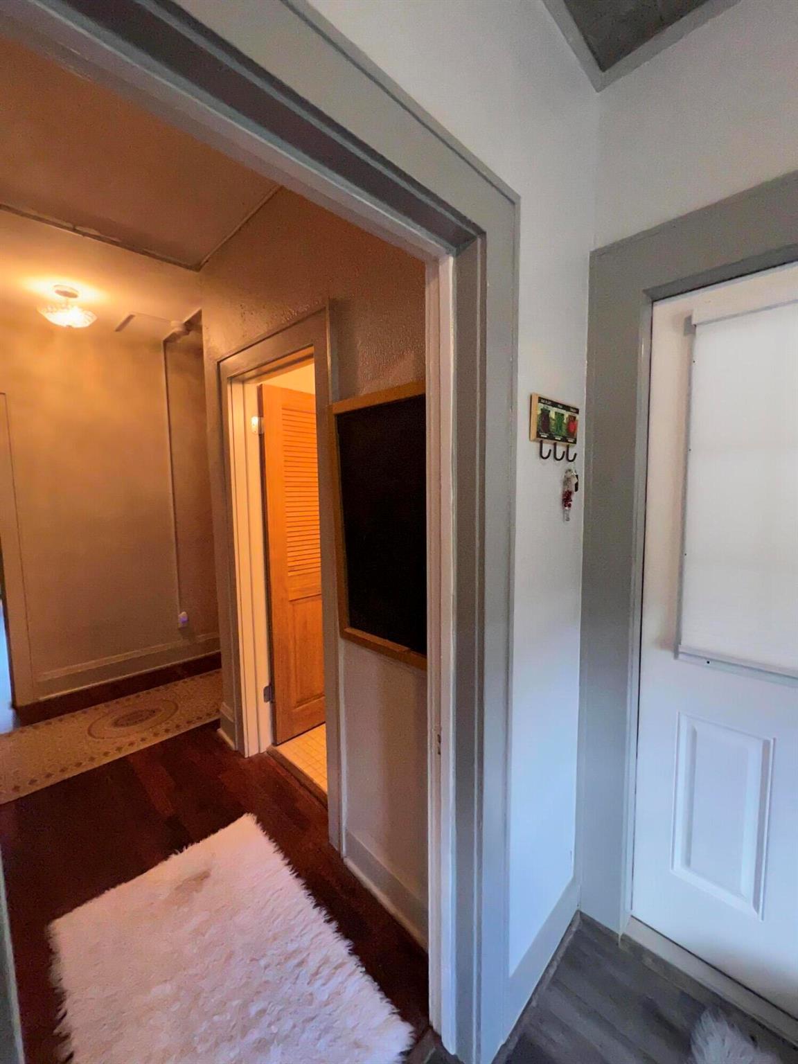 SAN LUCIE PLAZA SUBDIVISI - Residential Lease