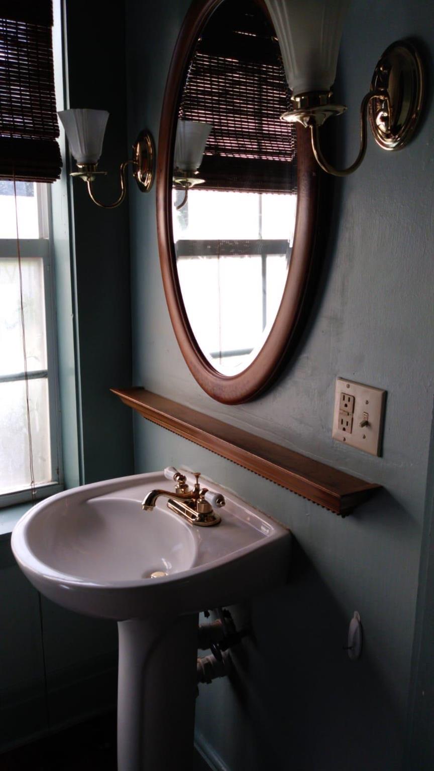 SAN LUCIE PLAZA SUBDIVISI - Residential Lease