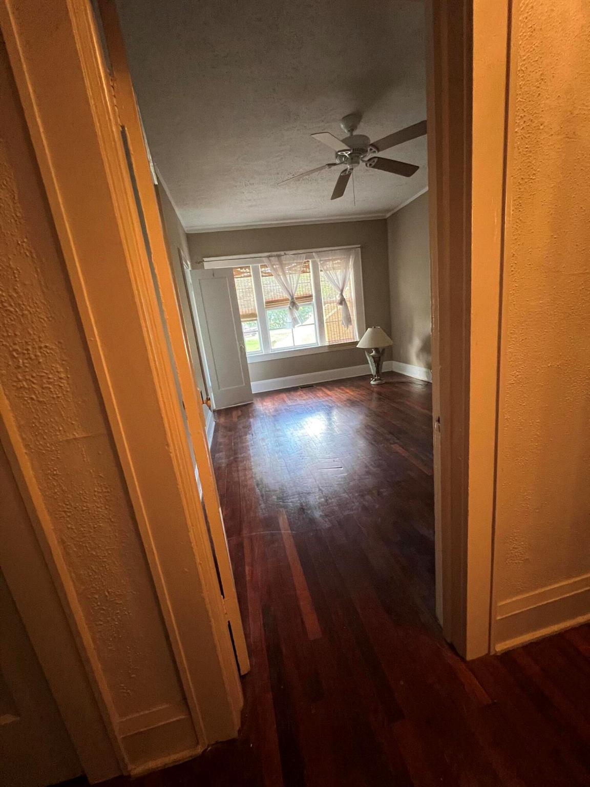 SAN LUCIE PLAZA SUBDIVISI - Residential Lease