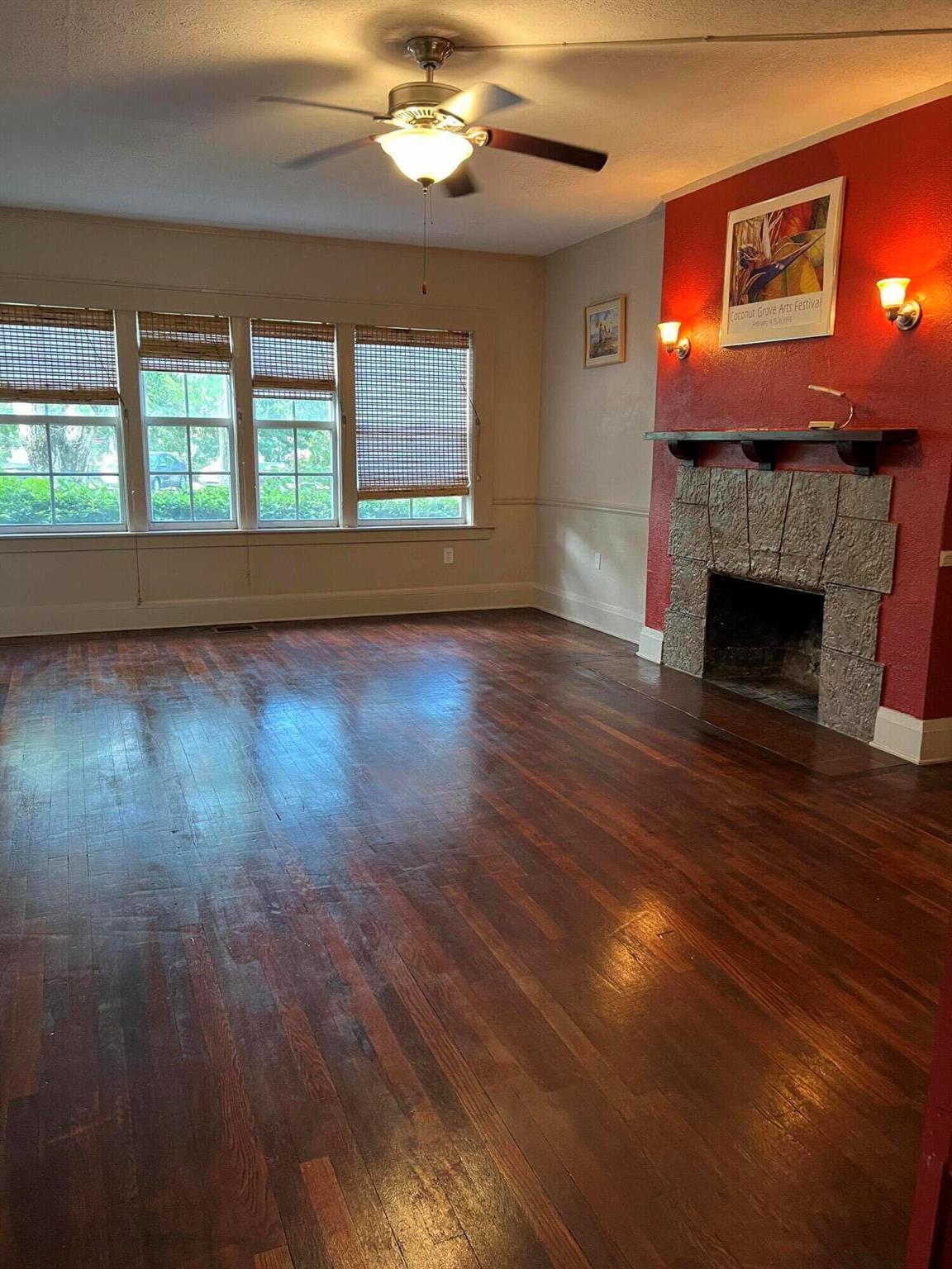 SAN LUCIE PLAZA SUBDIVISI - Residential Lease