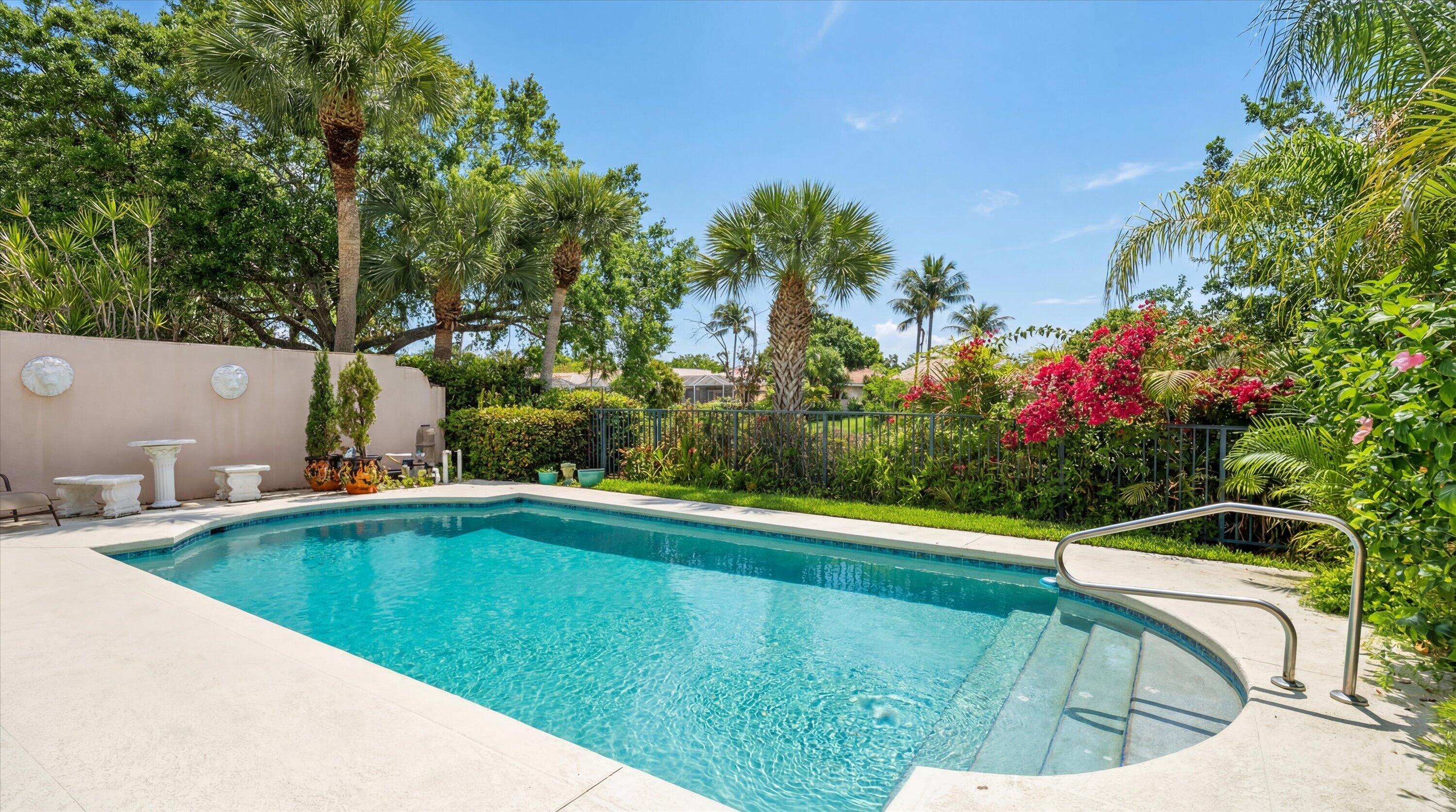 RIVERWALK 4 - Residential