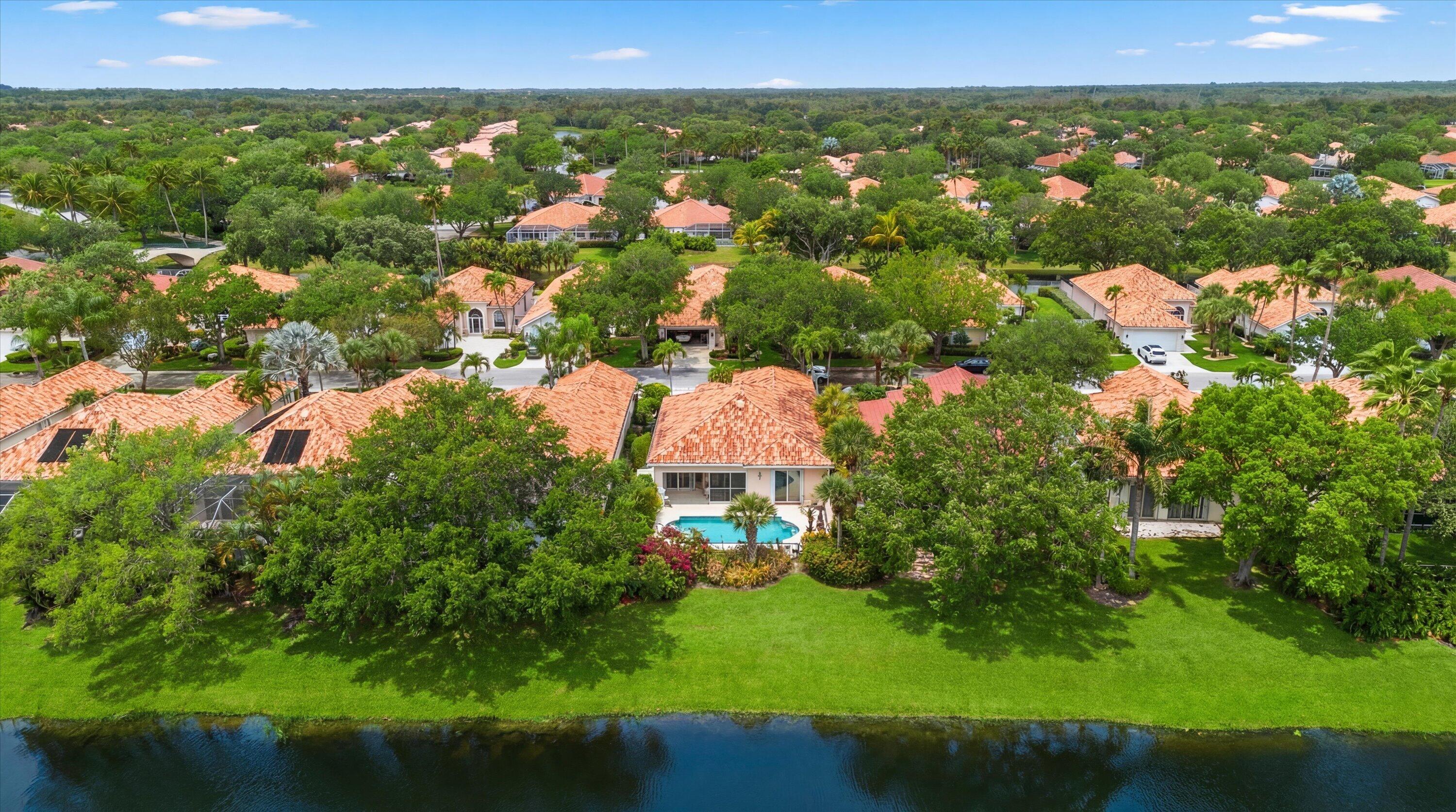 RIVERWALK 4 - Residential