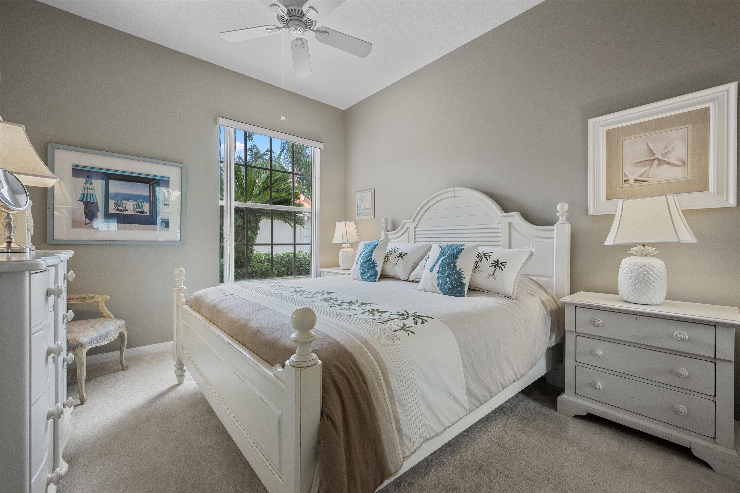 RIVERWALK 4 - Residential