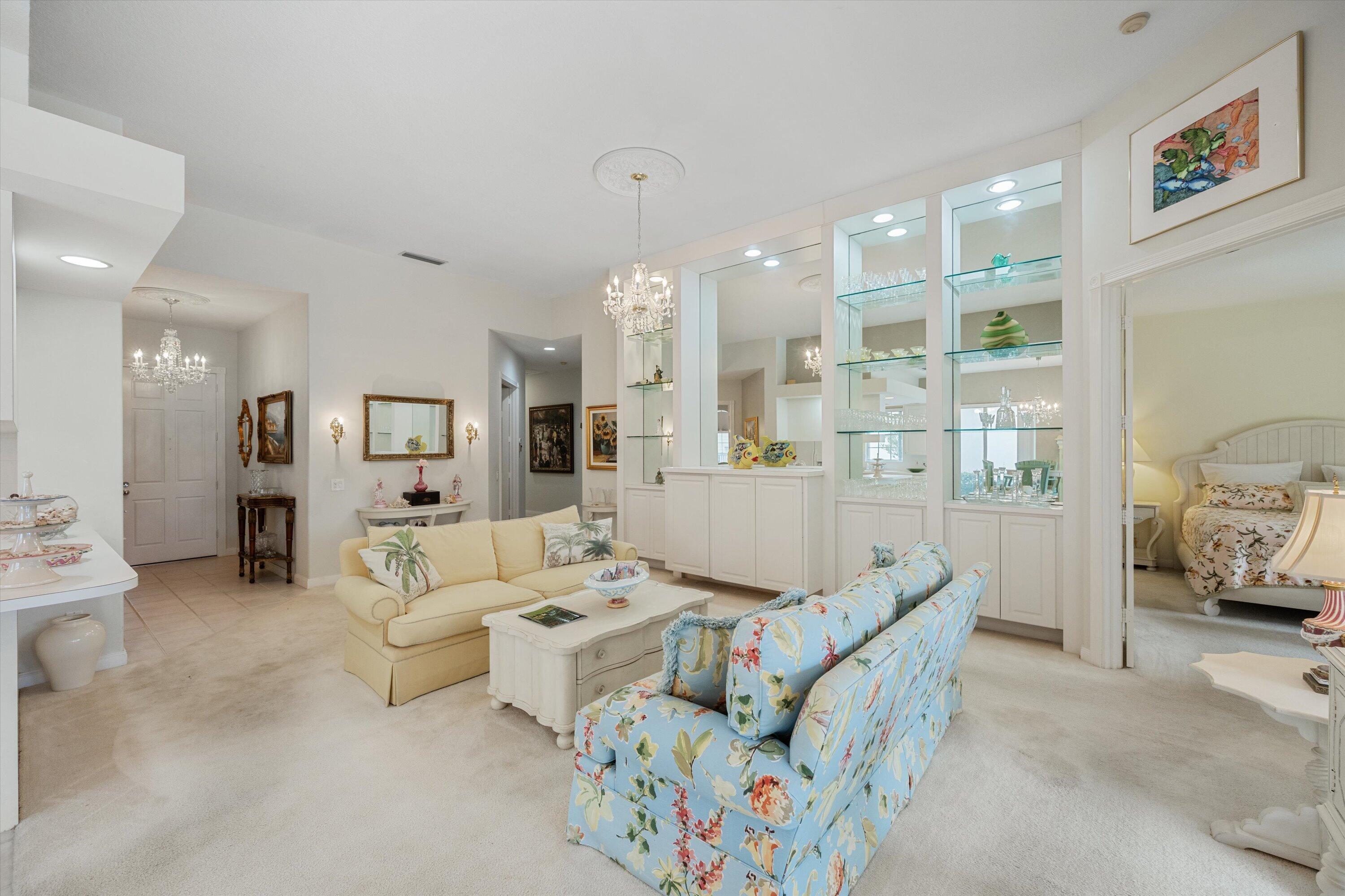 RIVERWALK 4 - Residential