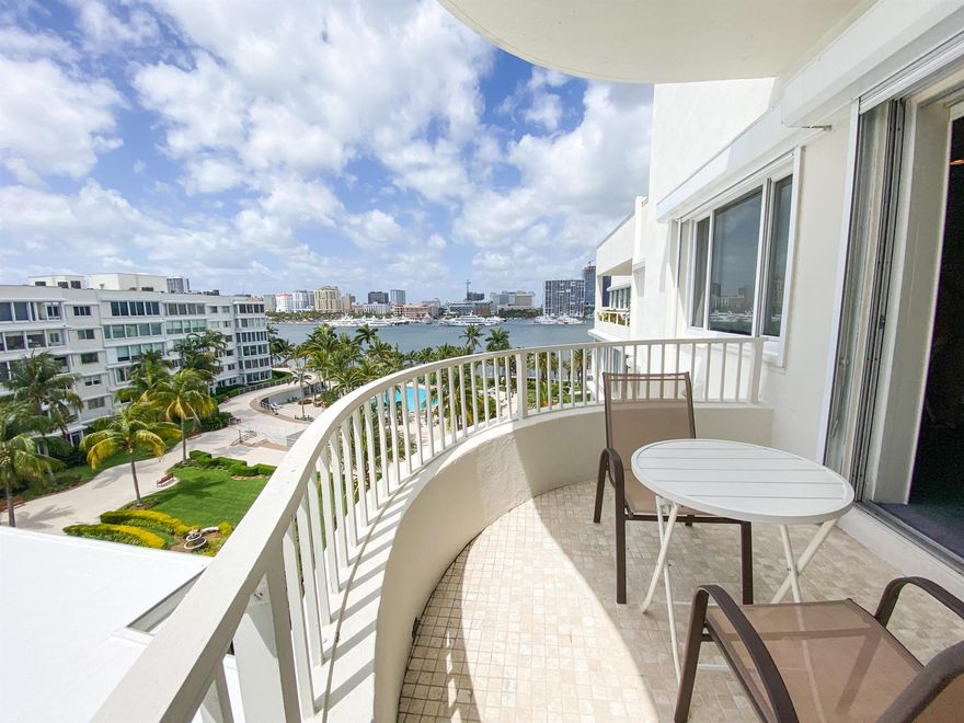 Bright, south-facing studio in the heart of Palm Beach. The Palm Beach Towers is located within walking distance to the Royal Poinciana Plaza and dozens of stores and restaurants. Enjoy incredible views of the Intracoastal from the large balcony. The updated bathroom and large walk-in closets, makes this condo the perfect seasonal rental with all the amenities offered by this full-service building: waterfront pool, putting green, full gym, new on-site restaurant 'Salute', library, game room, clubroom, 24-hour front desk service, valet parking, a convenience store, a beauty salon, and a tailor.