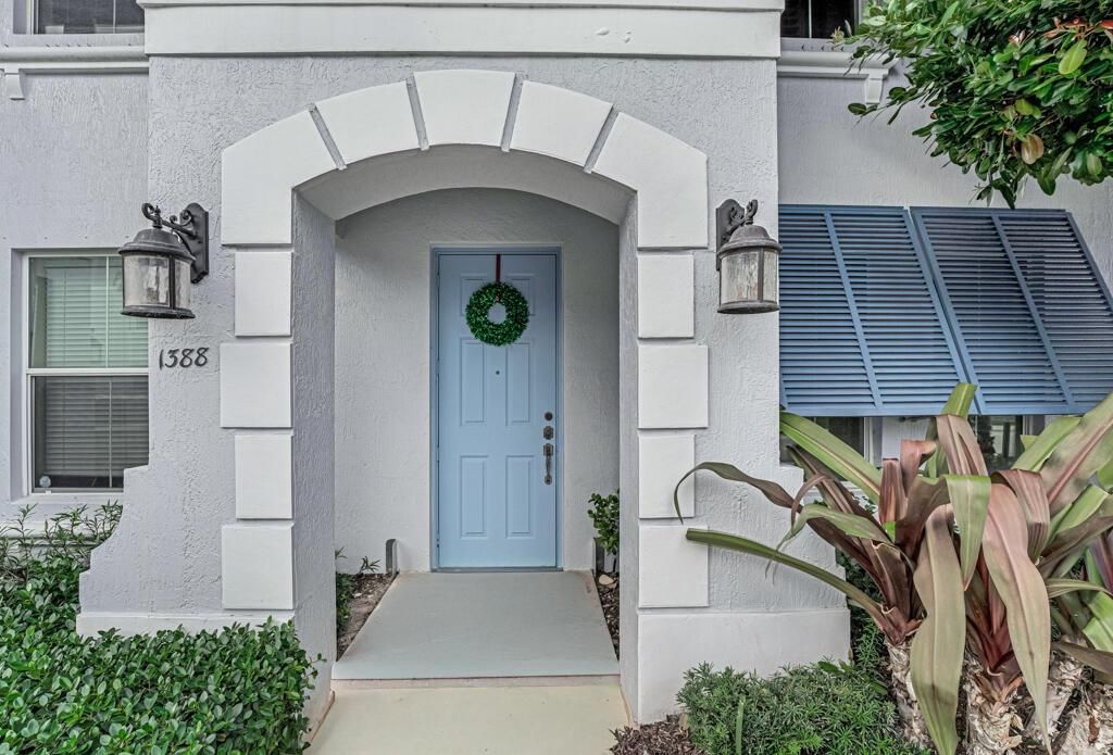 Photo of 1388 Via De Pepi, Boynton Beach, FL 33426 (MLS # R11150258)