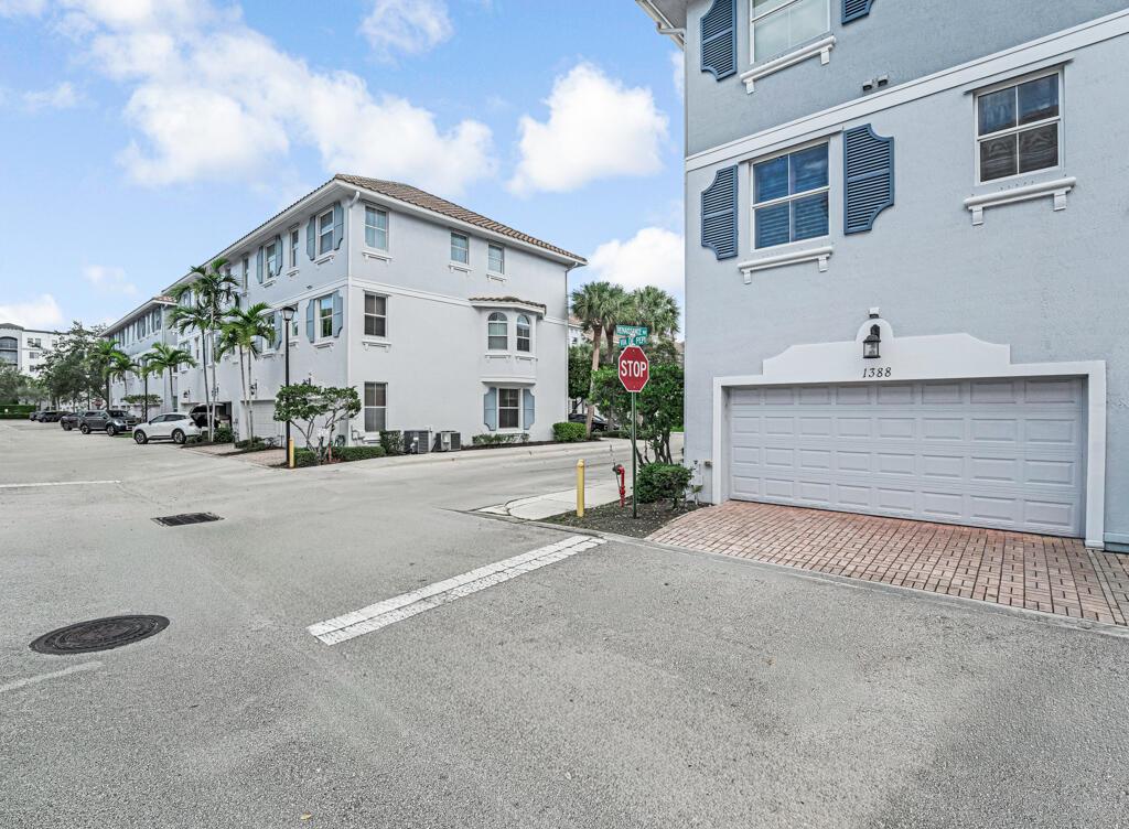 RENAISSANCE COMMONS PUD - Residential