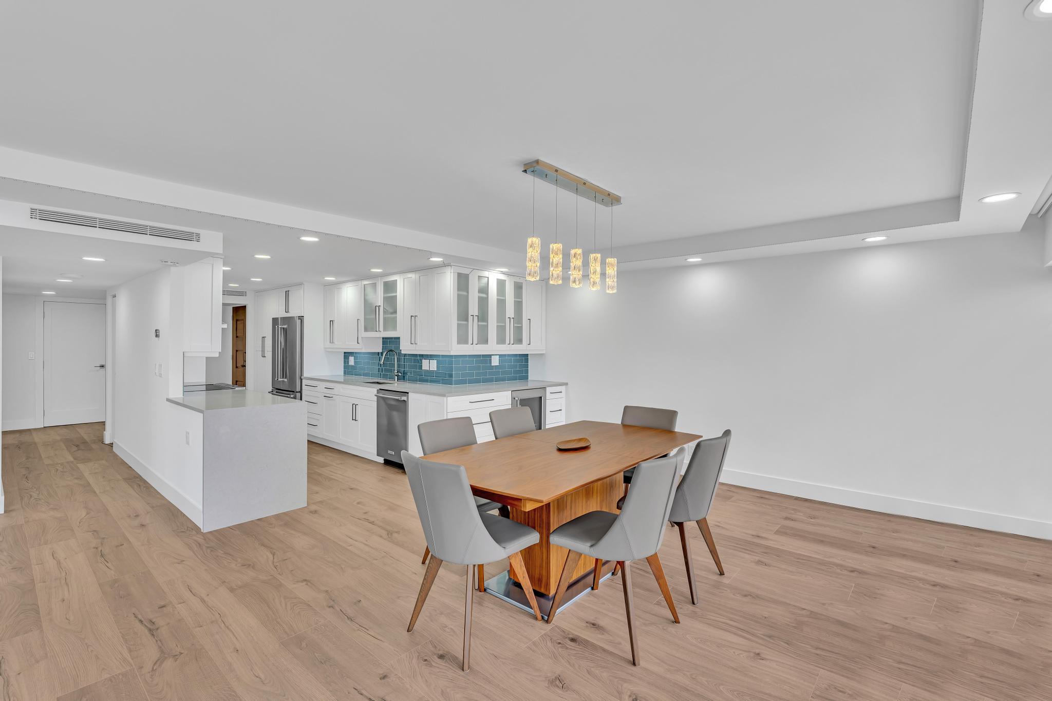 COSTA DEL REY CONDO - Residential