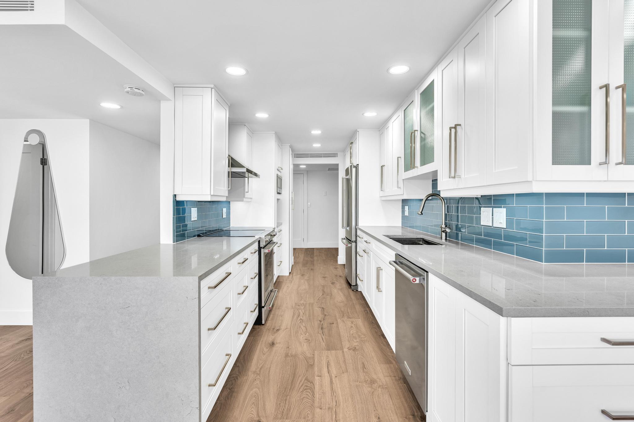 COSTA DEL REY CONDO - Residential